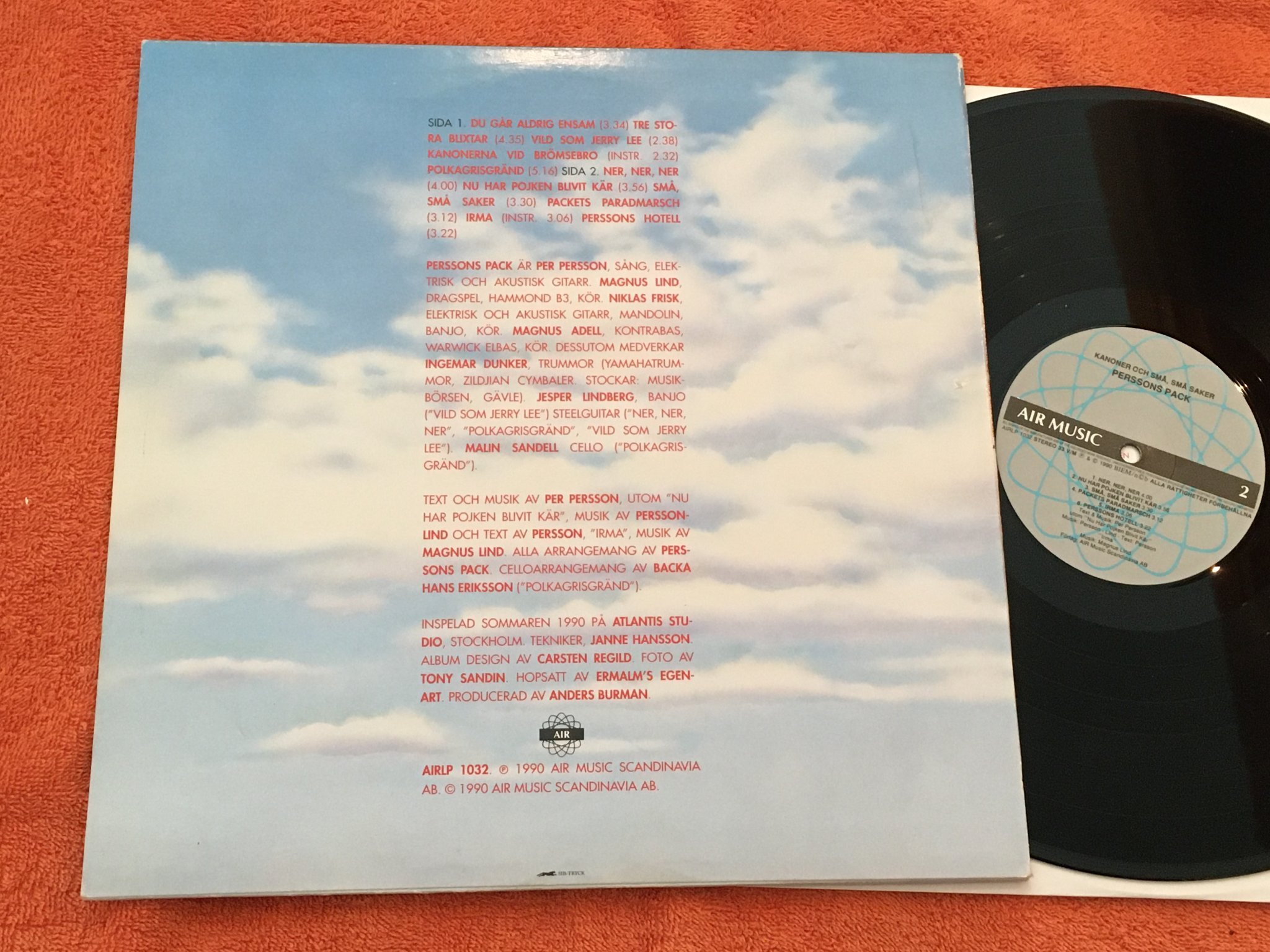 Omslagsbild för skivan PERSSONS PACK kanoner och små små saker LP -90 Swe AIR MUSIC AIRLP 1032