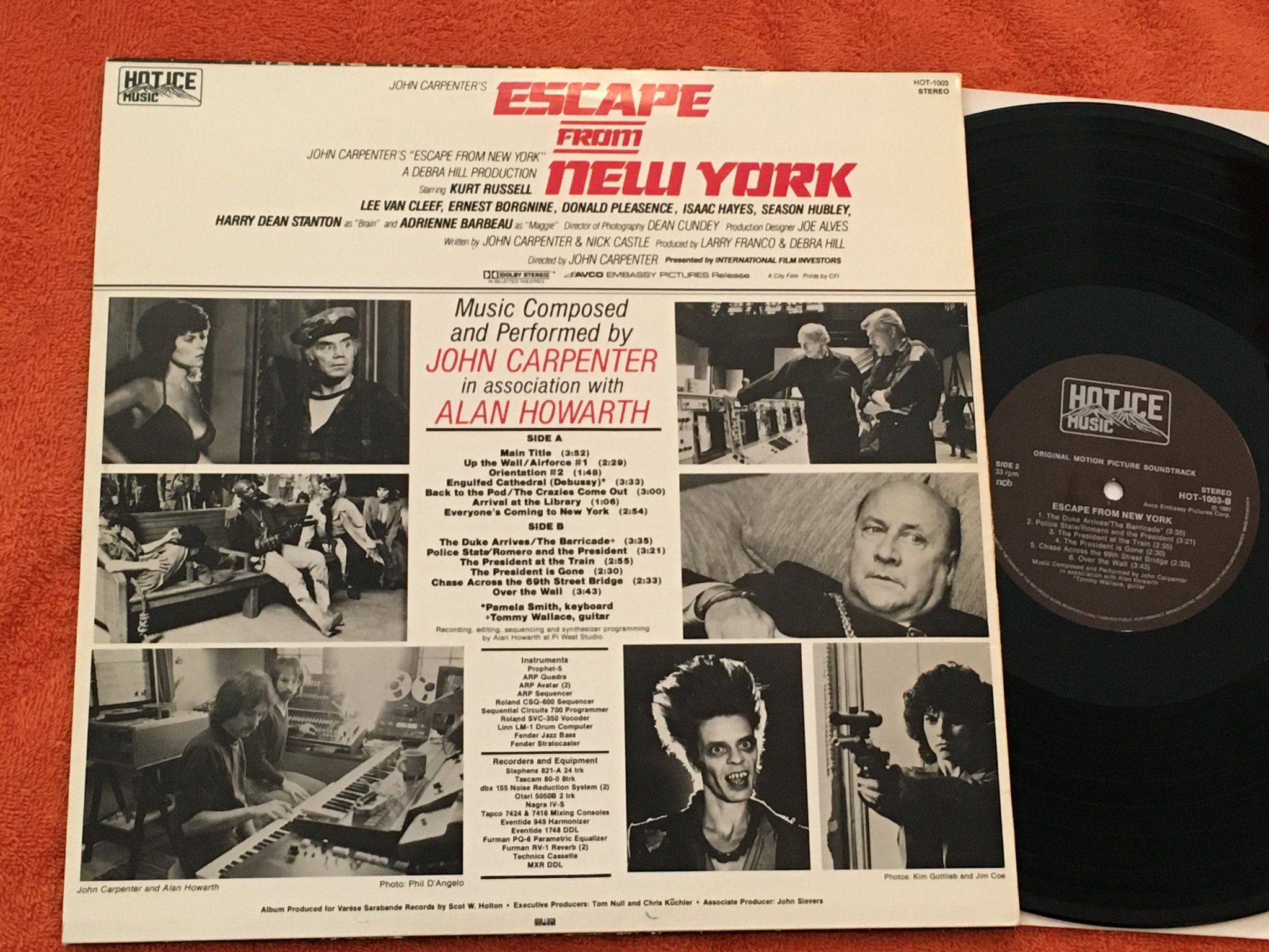 Omslagsbild för skivan ESCAPE FROM NEW YORK  soundtrack  LP -81 HOT ICE HOT-1003