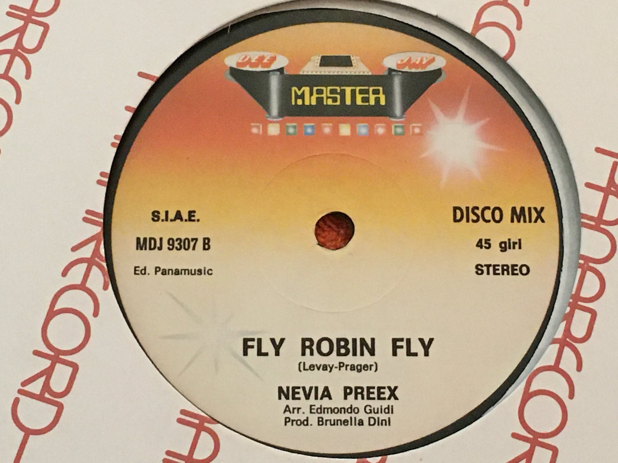 Omslagsbild för skivan NEVIA PREEX fly robin fly 12"tolva MASTER MDJ 9307 italo disco
