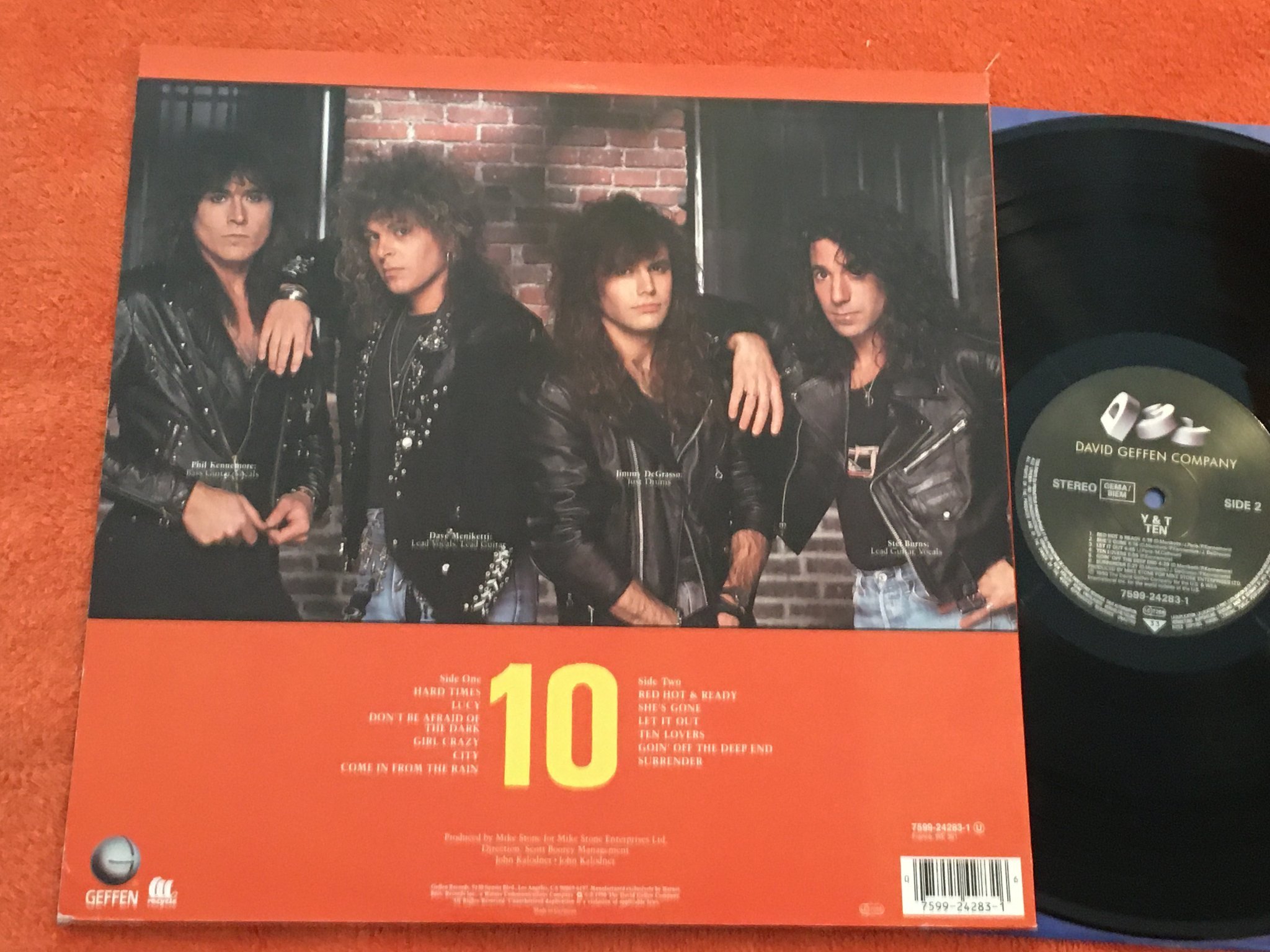 Omslagsbild för skivan Y&T ten LP -90 DAVID GEFFEN COMPANY 7599 24283 1