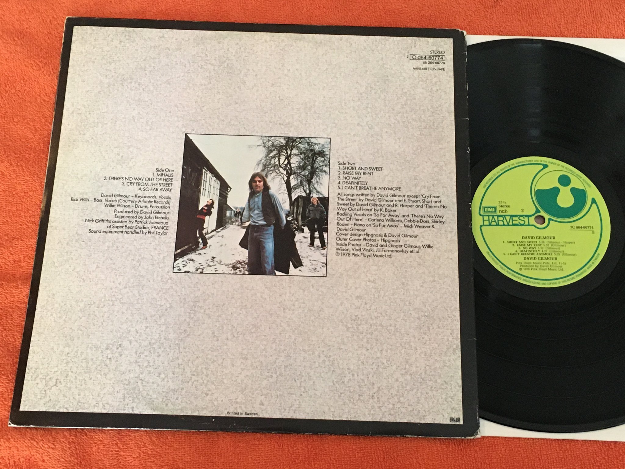 Omslagsbild för skivan DAVID GILMOUR s/t  LP -78 Swe HARVEST 7C 064-60774