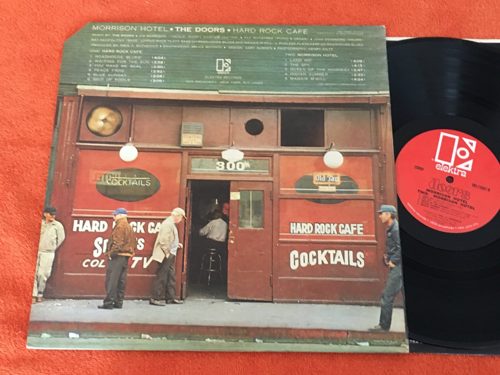 Omslagsbild för skivan DOORS Morrison hotel LP US ELEKTRA EKS-75007