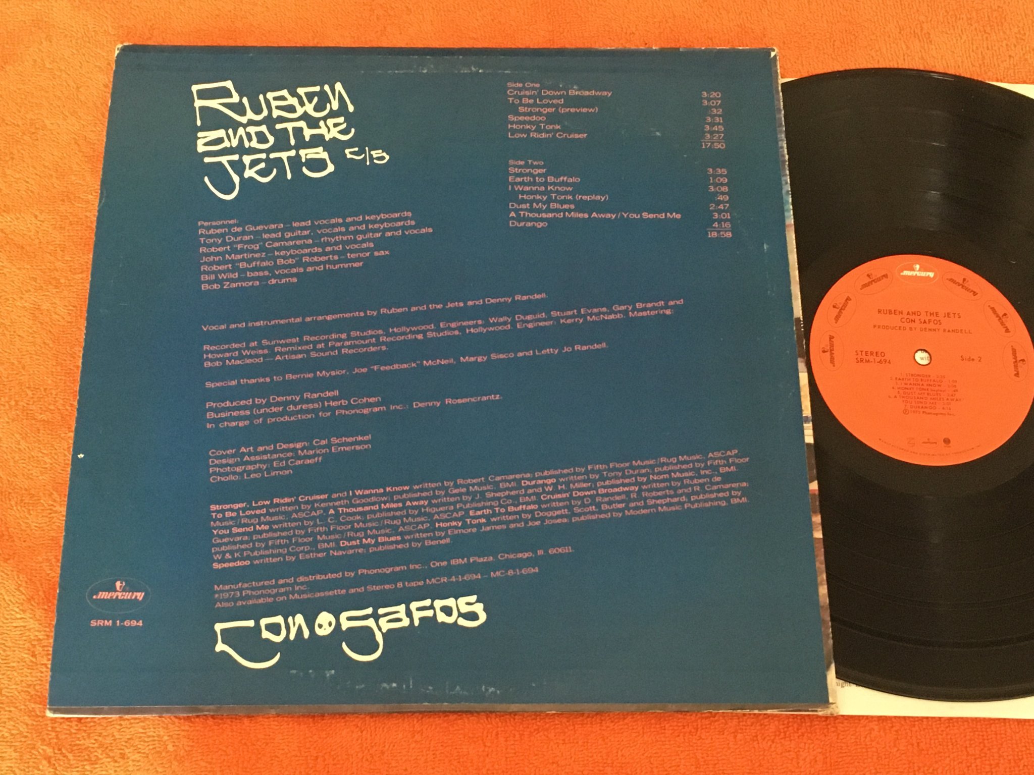 Omslagsbild för skivan RUBEN AND THE JETS con safos LP -73 US MERCURY SRM-1-694