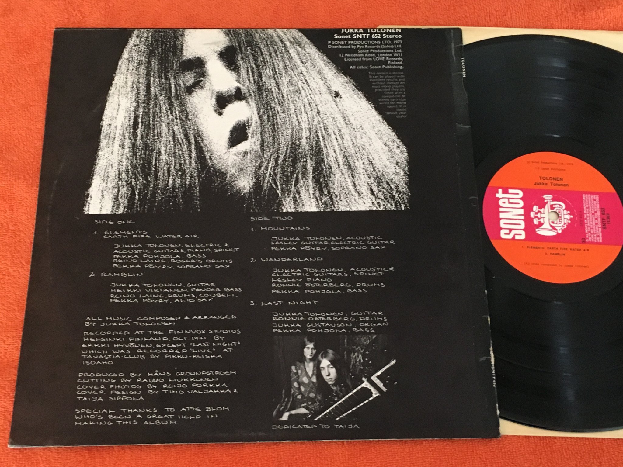 Omslagsbild för skivan JUKKA TOLONEN Tolonen LP -74 UK SONET SNTF 652 Translucent vinyl