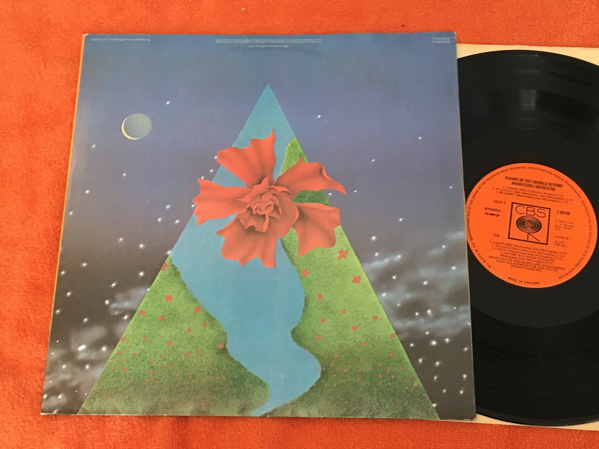 Omslagsbild för skivan MAHAVISHNU ORCHESTRA visions of the emerald beyond LP -75 UK CBS S 69108