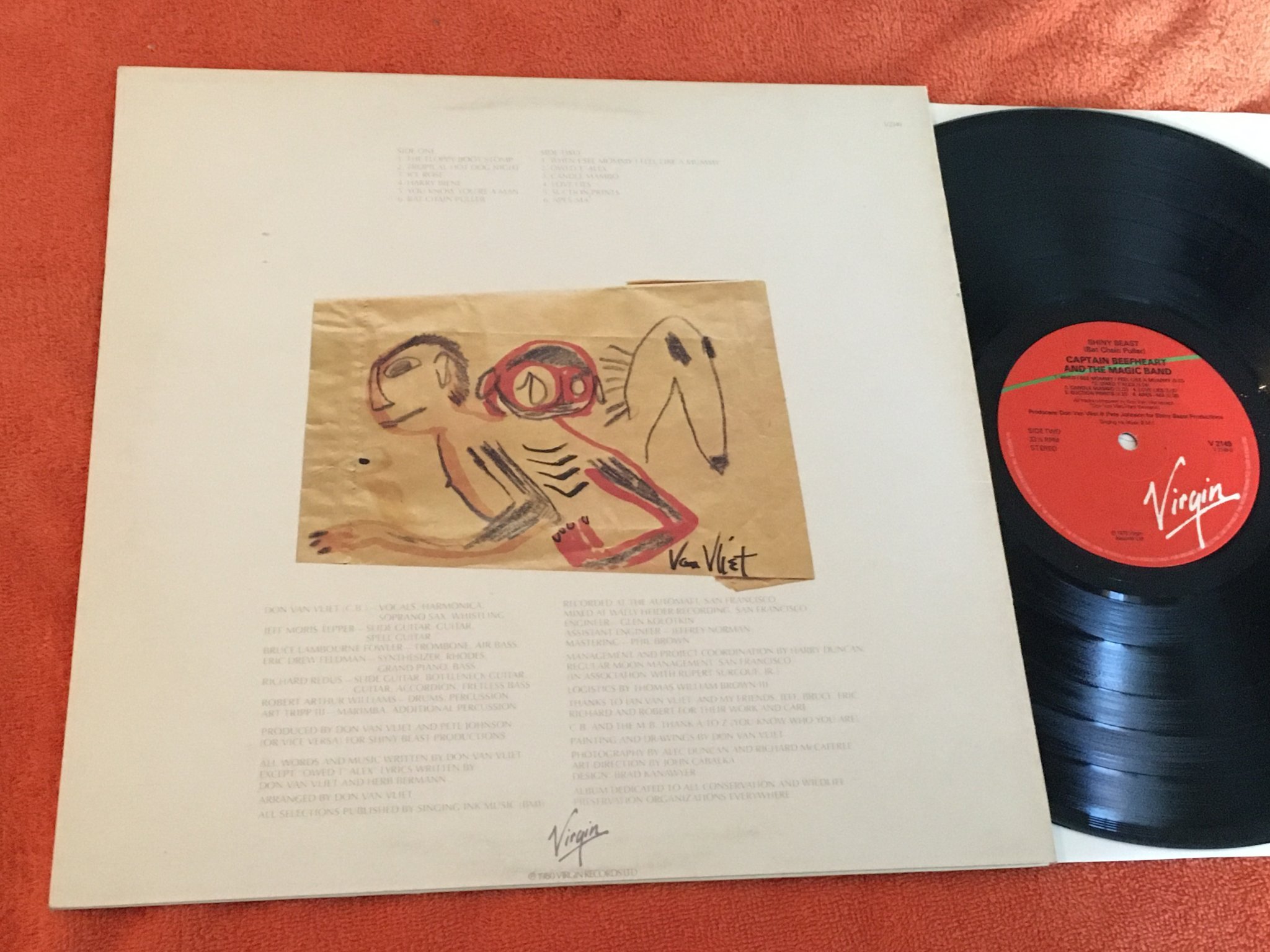 Omslagsbild för skivan CAPTAIN BEEFHEART & THE MAGIC BAND shiny beast LP -79 UK VIRGIN  V 2149