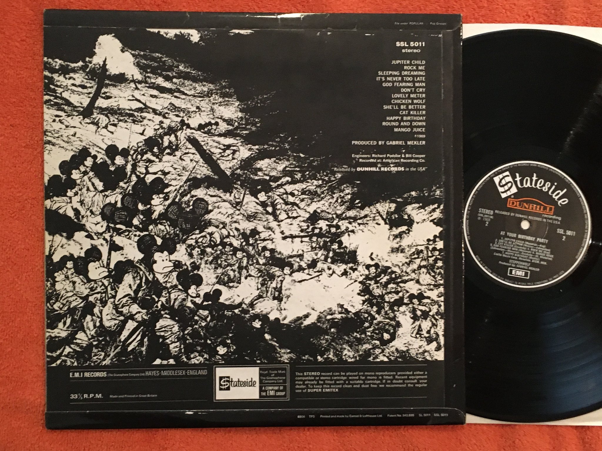 Omslagsbild för skivan STEPPENWOLF at your birthday party LP -69 UK STATESIDE SSL 5011