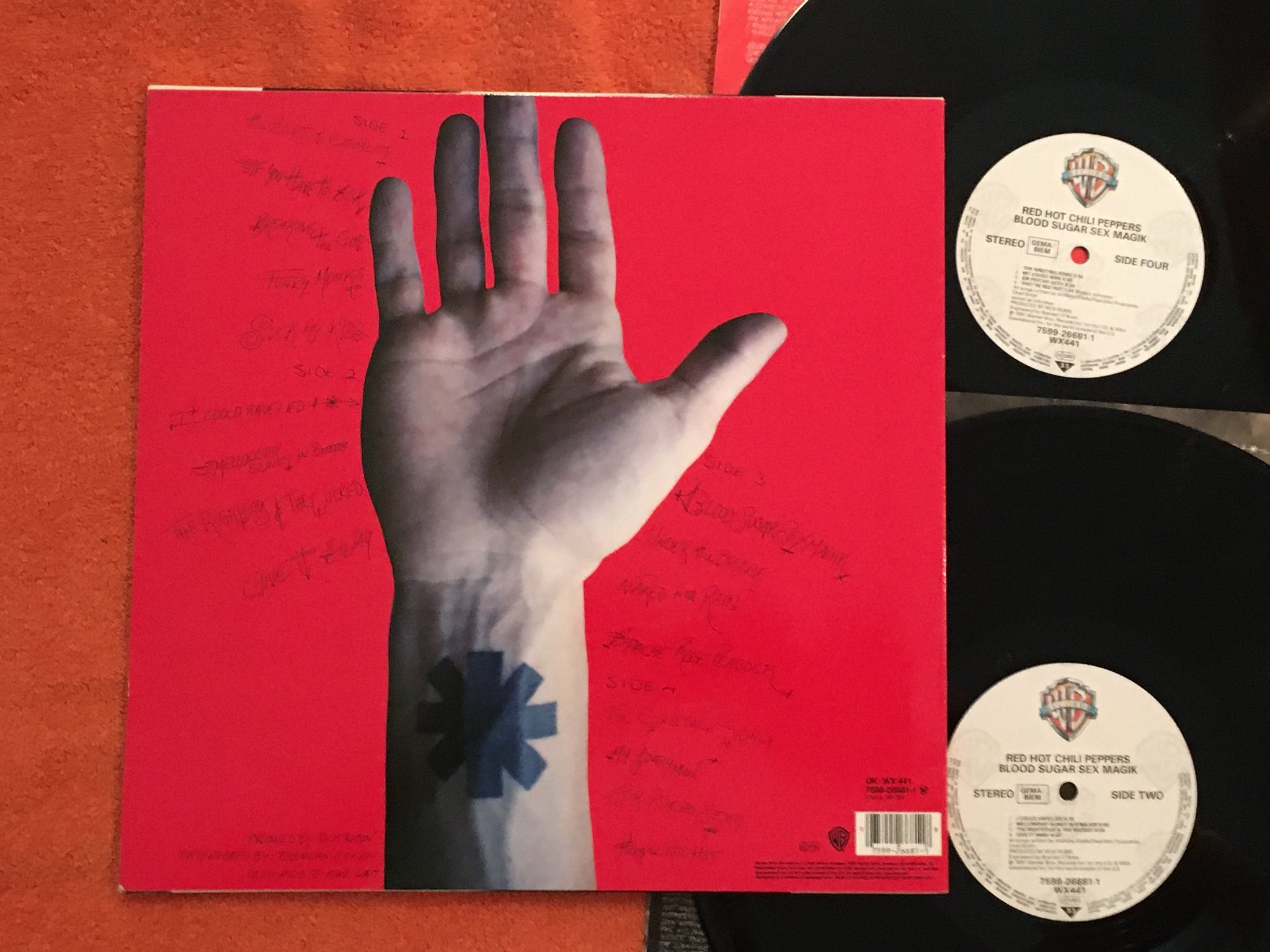 Omslagsbild för skivan RED HOT CHILI PEPPERS blood sugar sex magik 2xLP -91 WARNER BROS 7599-26681-1