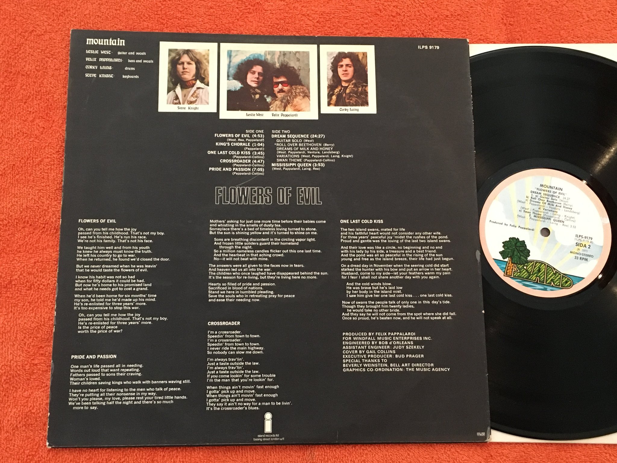 Omslagsbild för skivan MOUNTAIN flowers of evil LP -71  ISLAND ILPS 9179 