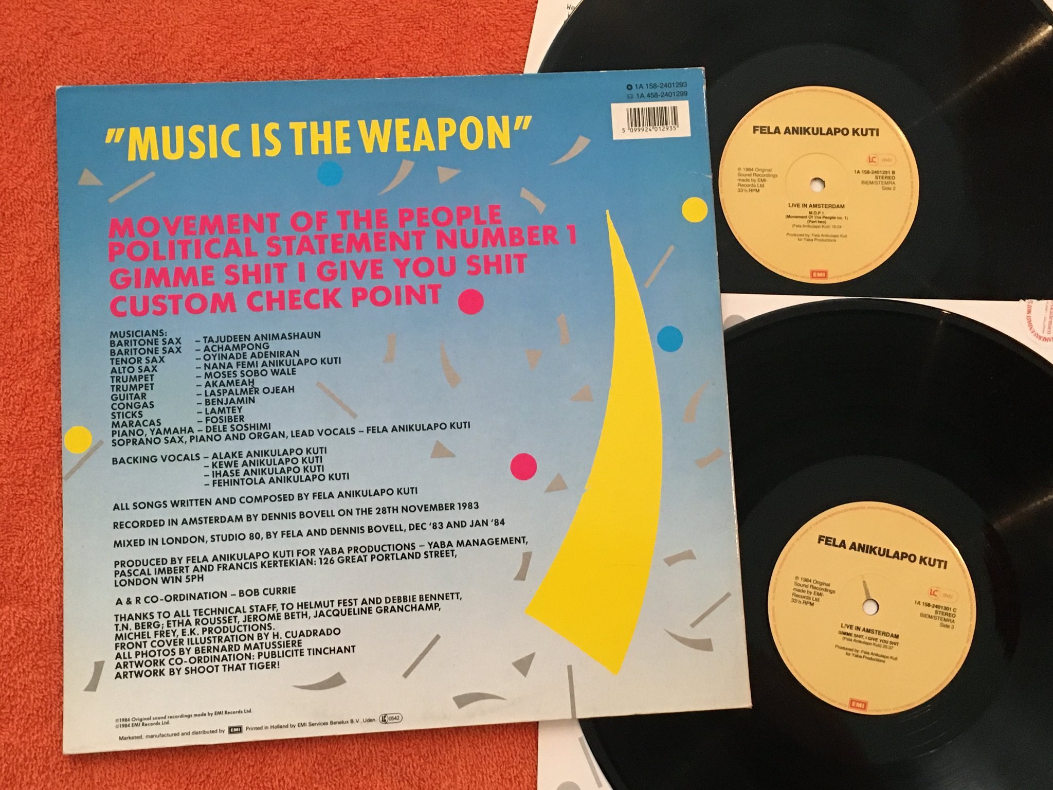 Omslagsbild för skivan FELA KUTI live in Amsterdam 2xLP -84 1A 158-2401293 afro funk