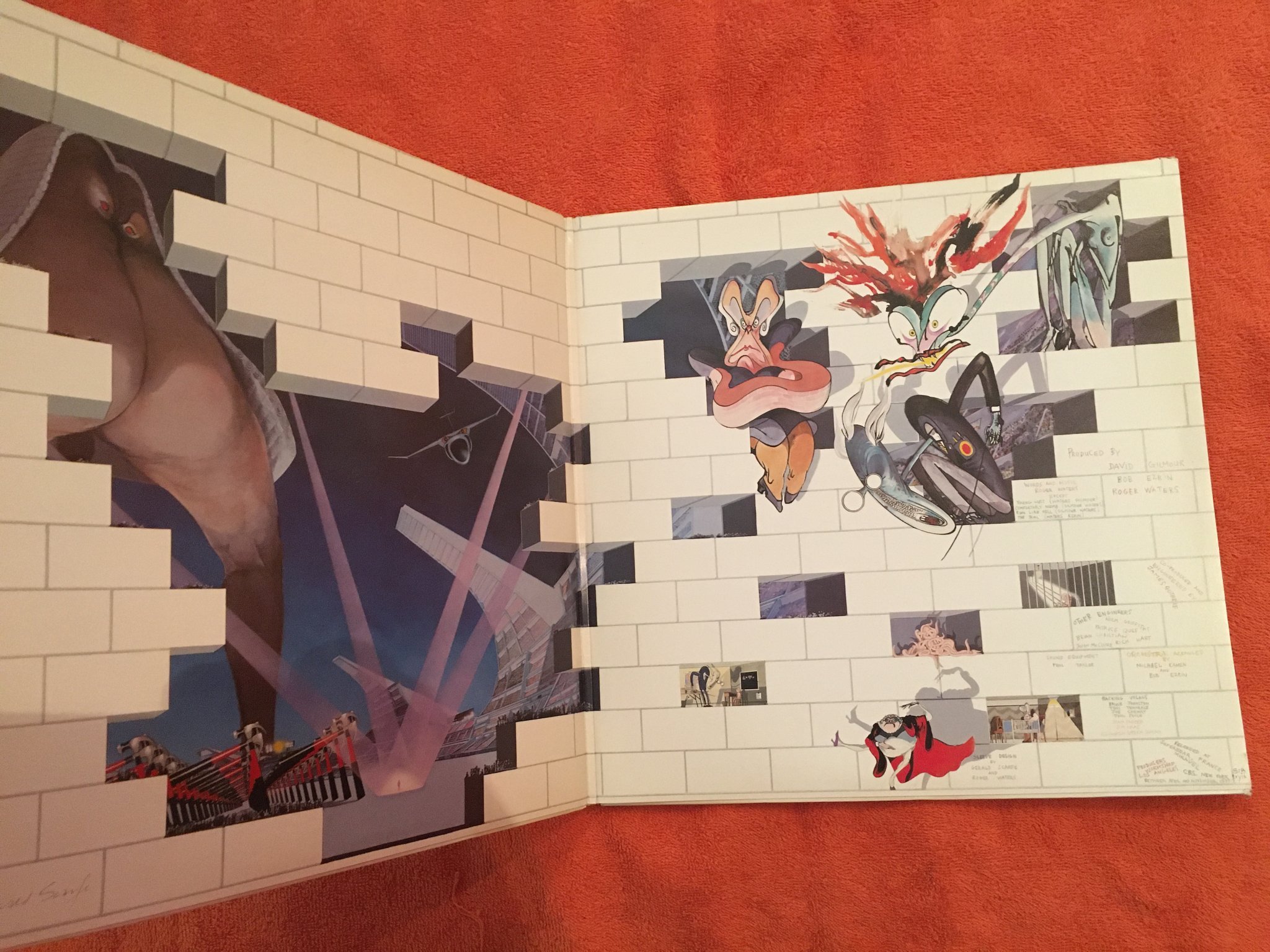 Omslagsbild för skivan PINK FLOYD the wall 2xLP -79 HARVEST 7C 156-63410