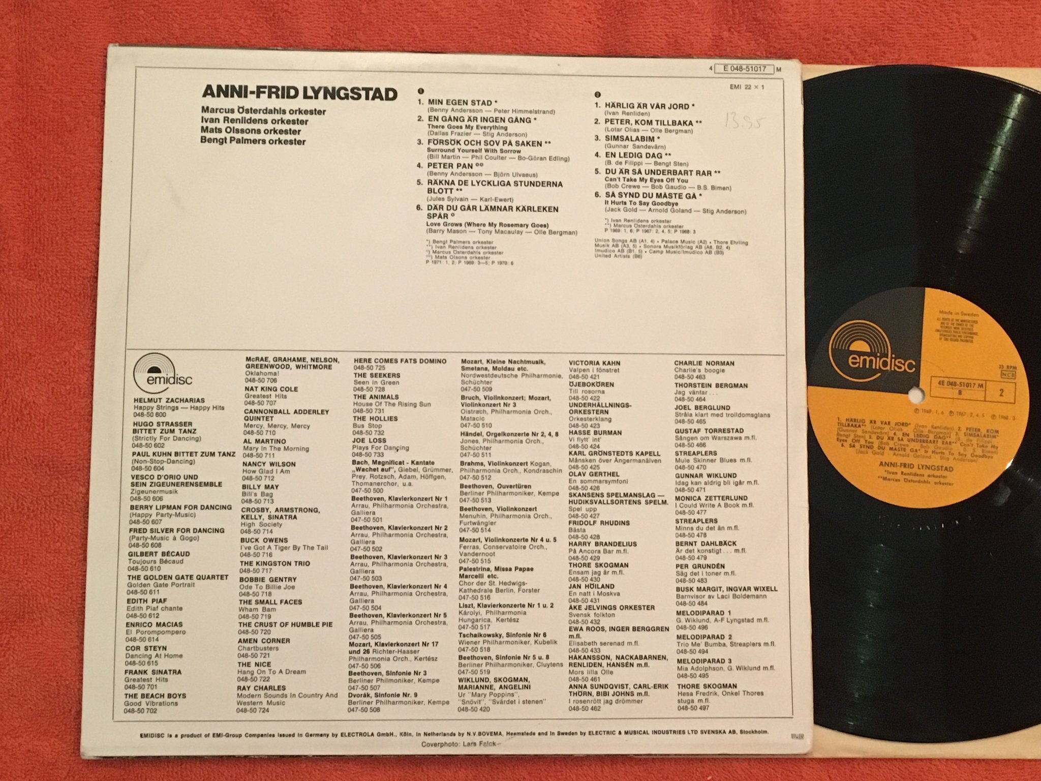 Omslagsbild för skivan ANNI-FRID LYNGSTAD s/t LP -71 EMIDISC E 048-51017 M