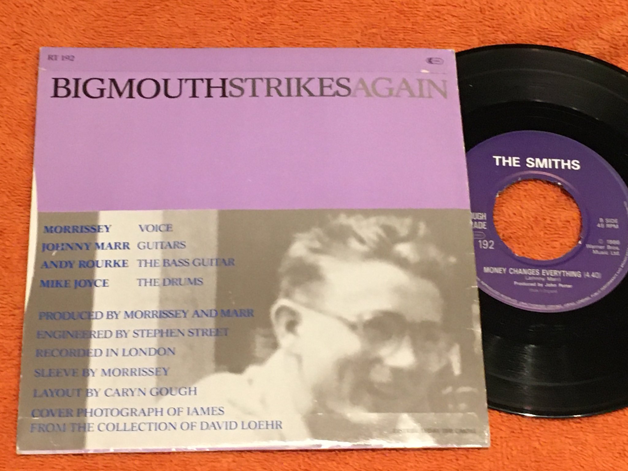 Omslagsbild för skivan THE SMITHS bigmouth strikes again 7"single -86 ROUGH TRADE RT 192