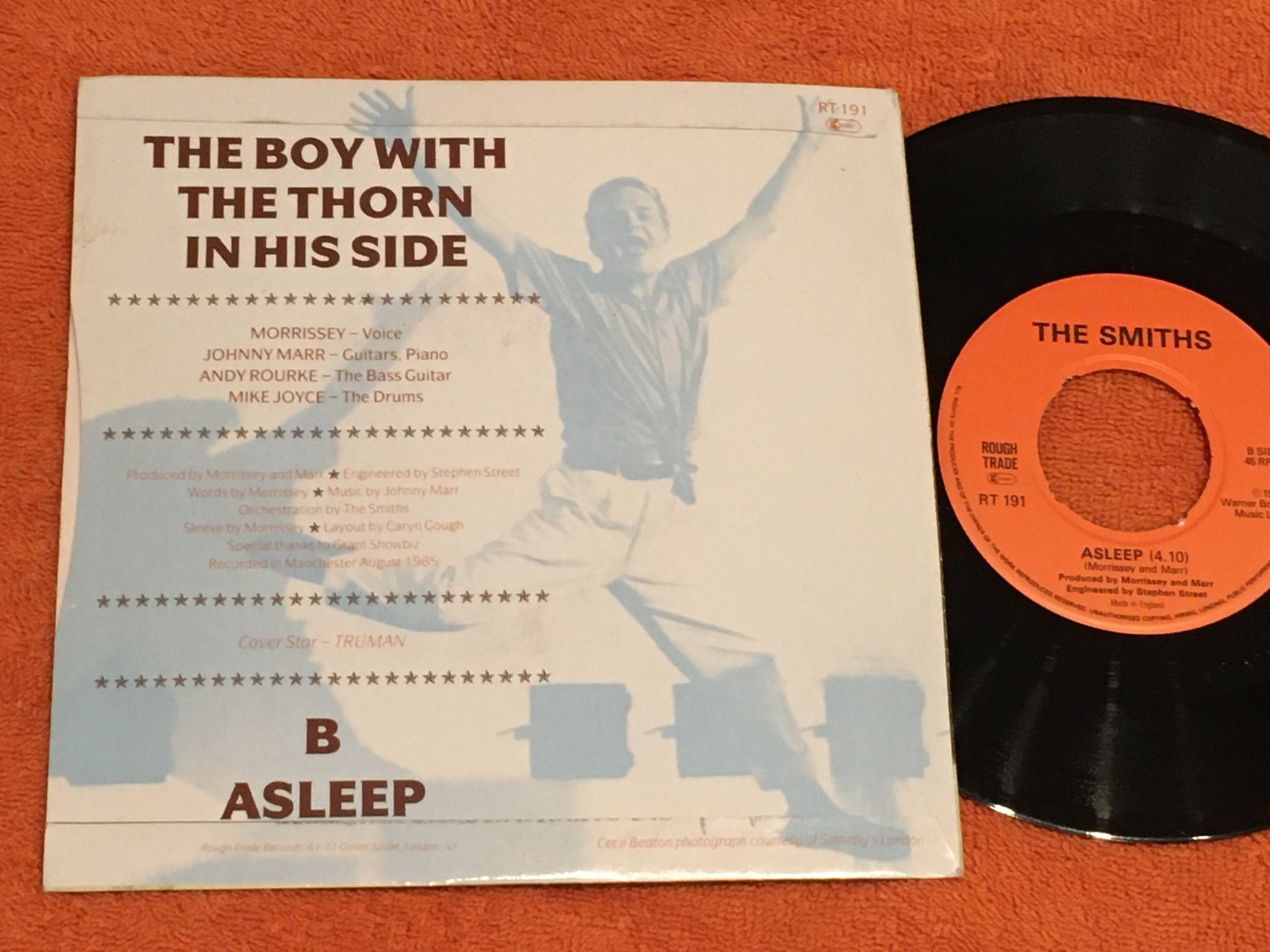 Omslagsbild för skivan THE SMITHS the boy with the thorn in his side 7"single -85 ROUGH TRADE RT 191