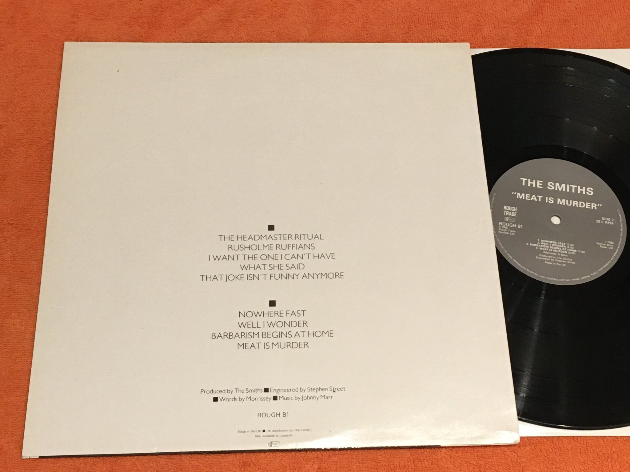 Omslagsbild för skivan THE SMITHS meat is murder LP -85  ROUGH TRADE ROUGH 81