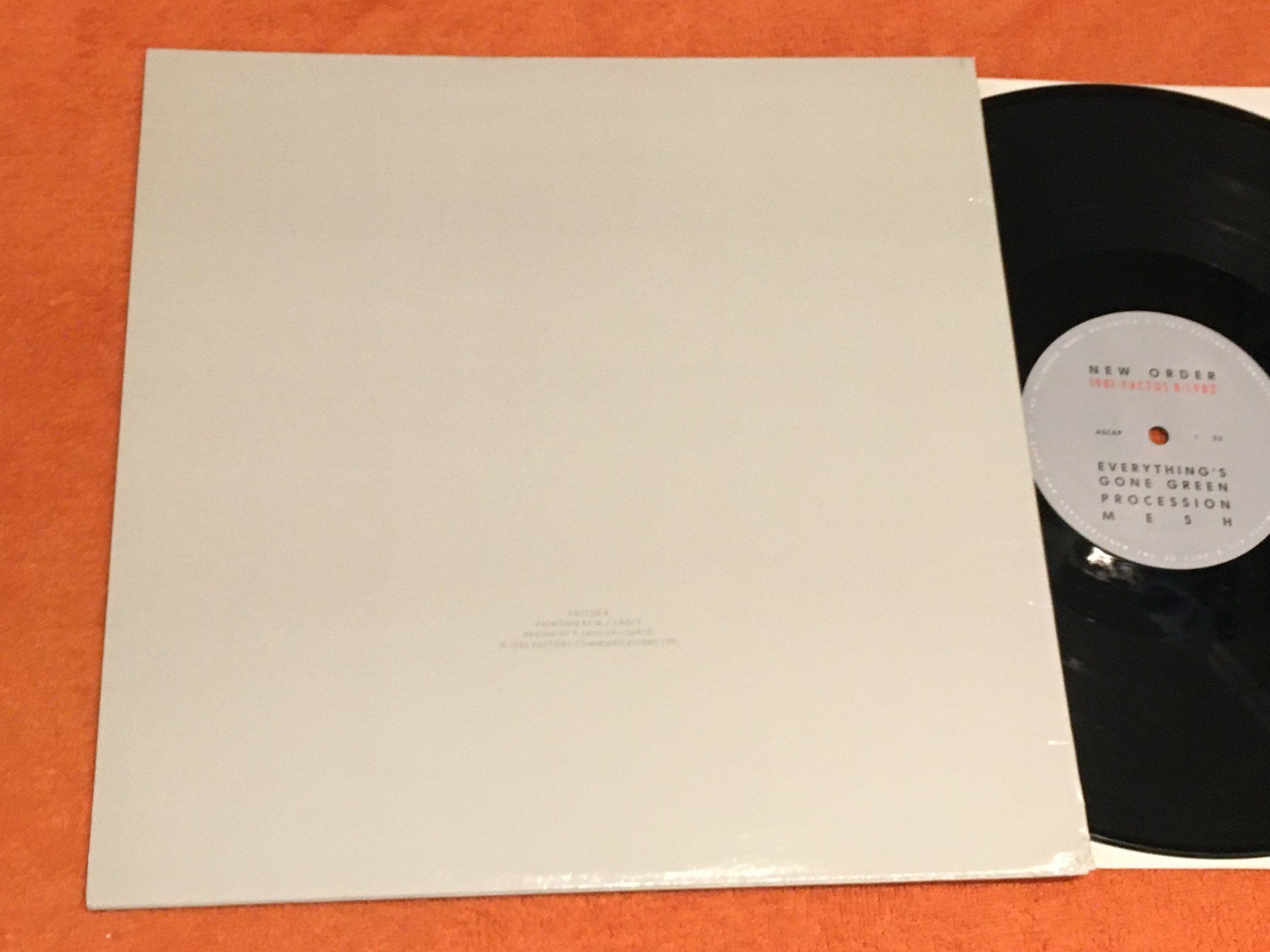 Omslagsbild för skivan NEW ORDER 1981 - 1982 LP -82 US FACTORY FACTUS 8 ?