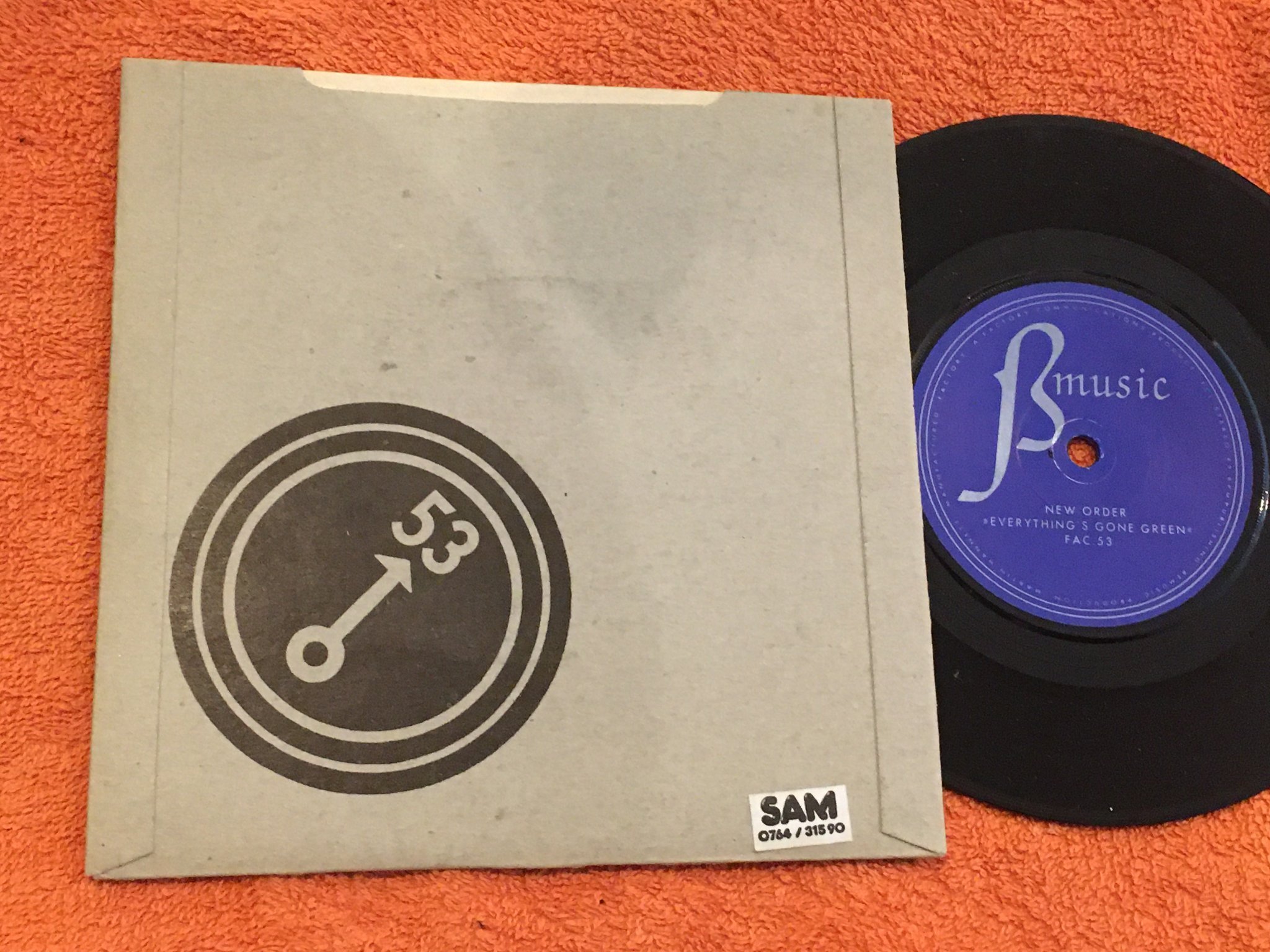 Omslagsbild för skivan NEW ORDER procession 7” -82 UK factory fac 53?