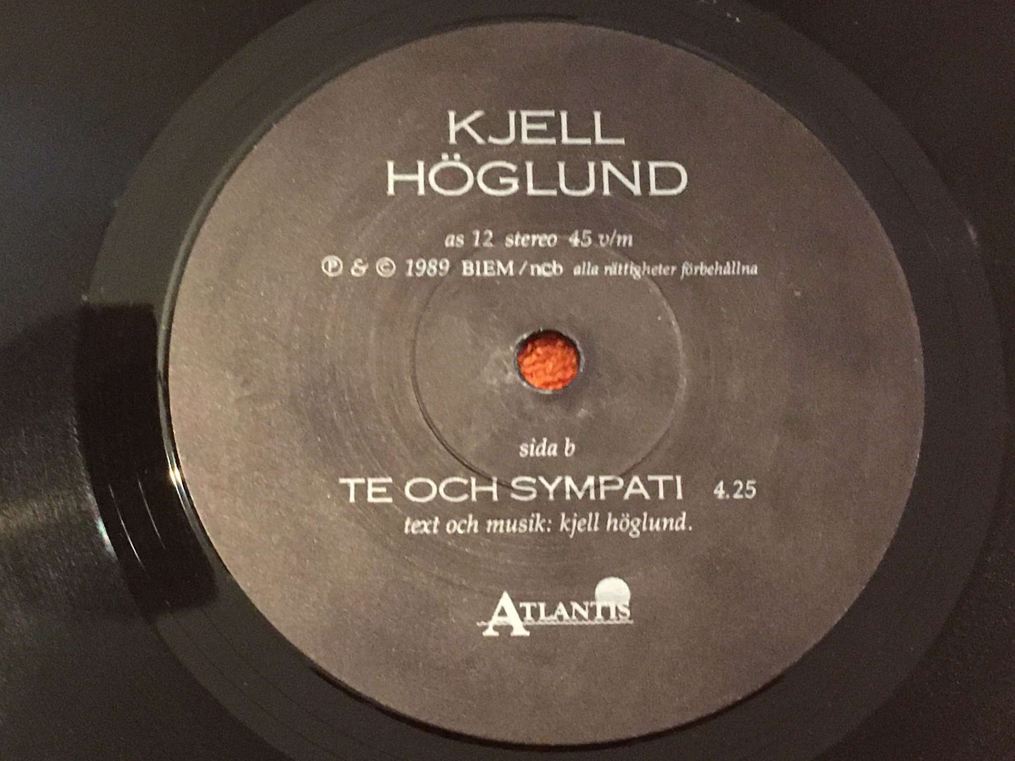 Omslagsbild för skivan KJELL HÖGLUND en stor stark 7” -89 Swe ATLANTIS AS 12