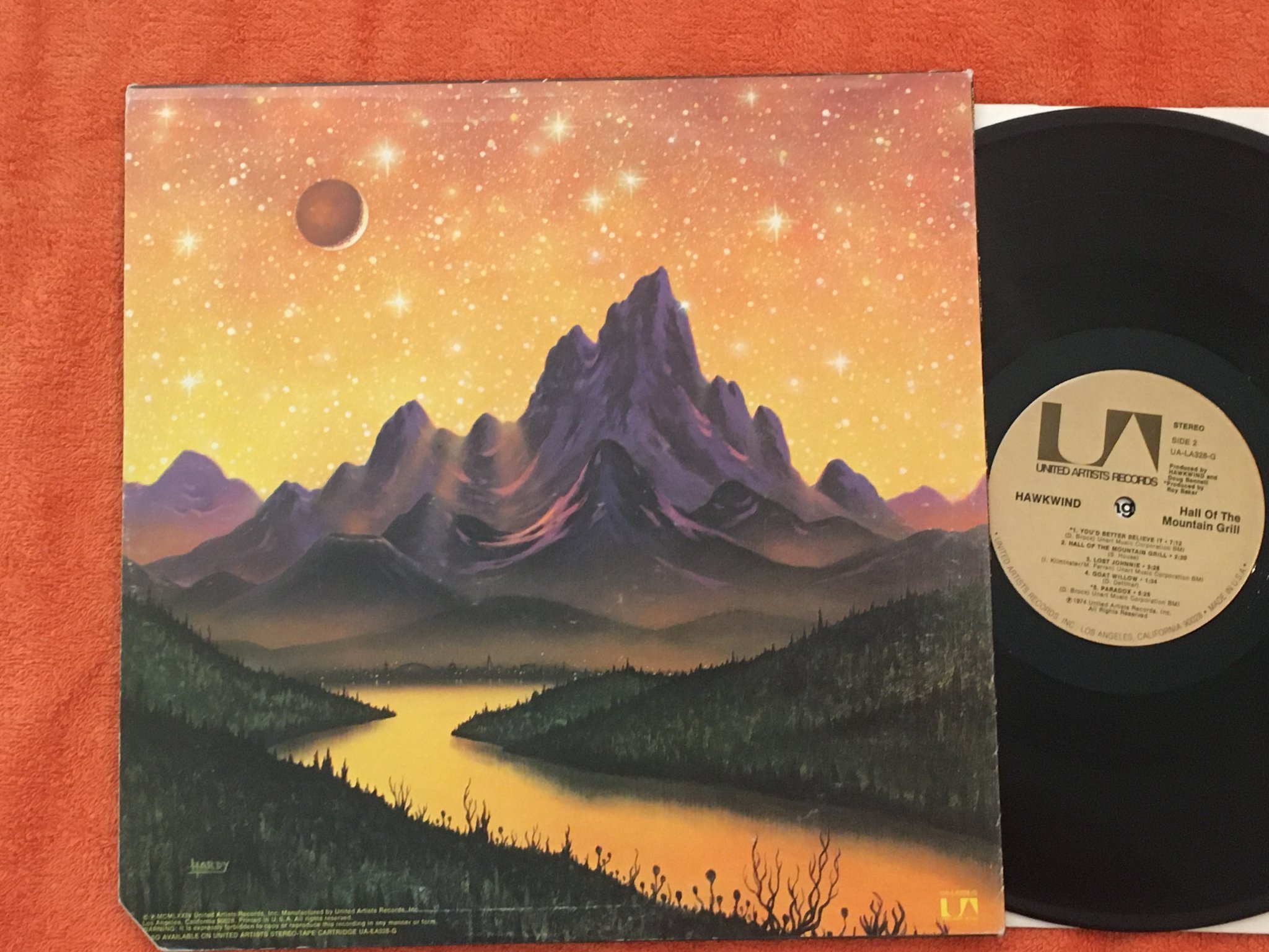 Omslagsbild för skivan HAWKWIND hall ofo the mountain grill LP -74 US UNITED ARTISTS UA LA328-G