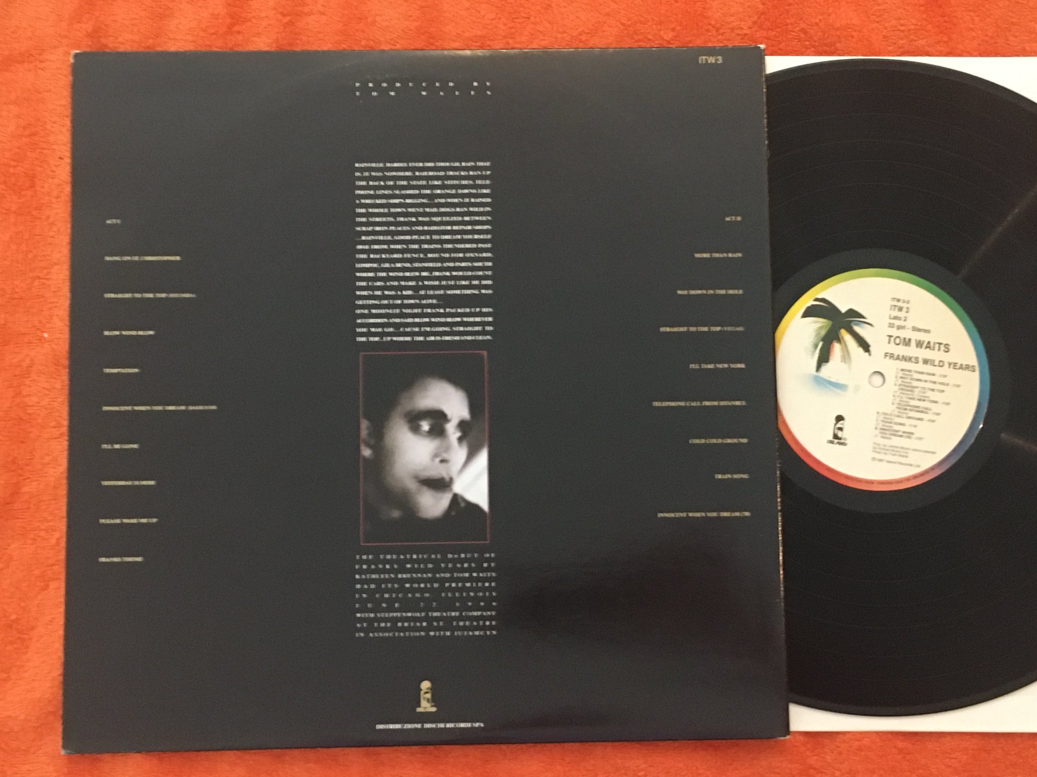 Omslagsbild för skivan TOM WAITS Franks wild years LP -87 Ita ISLAND ITW 3