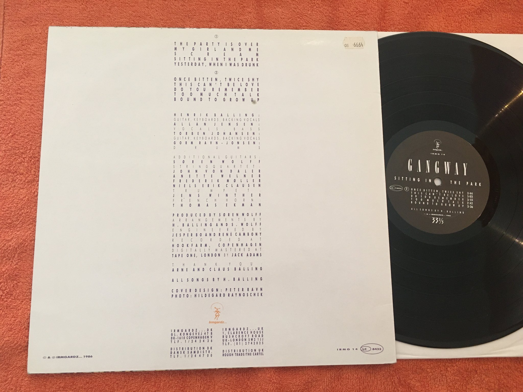 Omslagsbild för skivan GANGWAY sitting in the park LP -86 IRMGARDZ IRMG 14