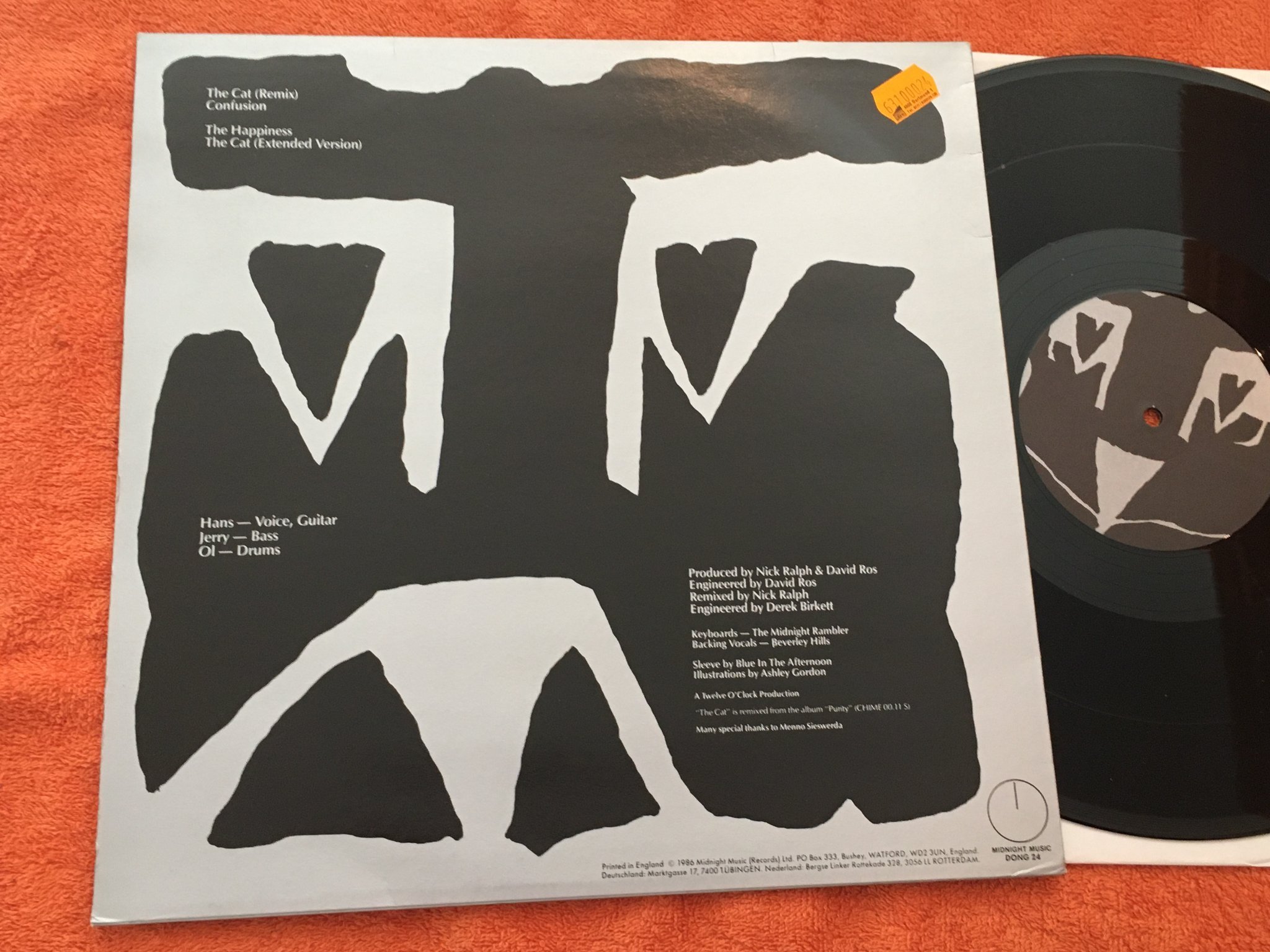 Omslagsbild för skivan THE ESSENCE the cat 12”single -86 UK MIDNIGHT MUSIC DONG 24