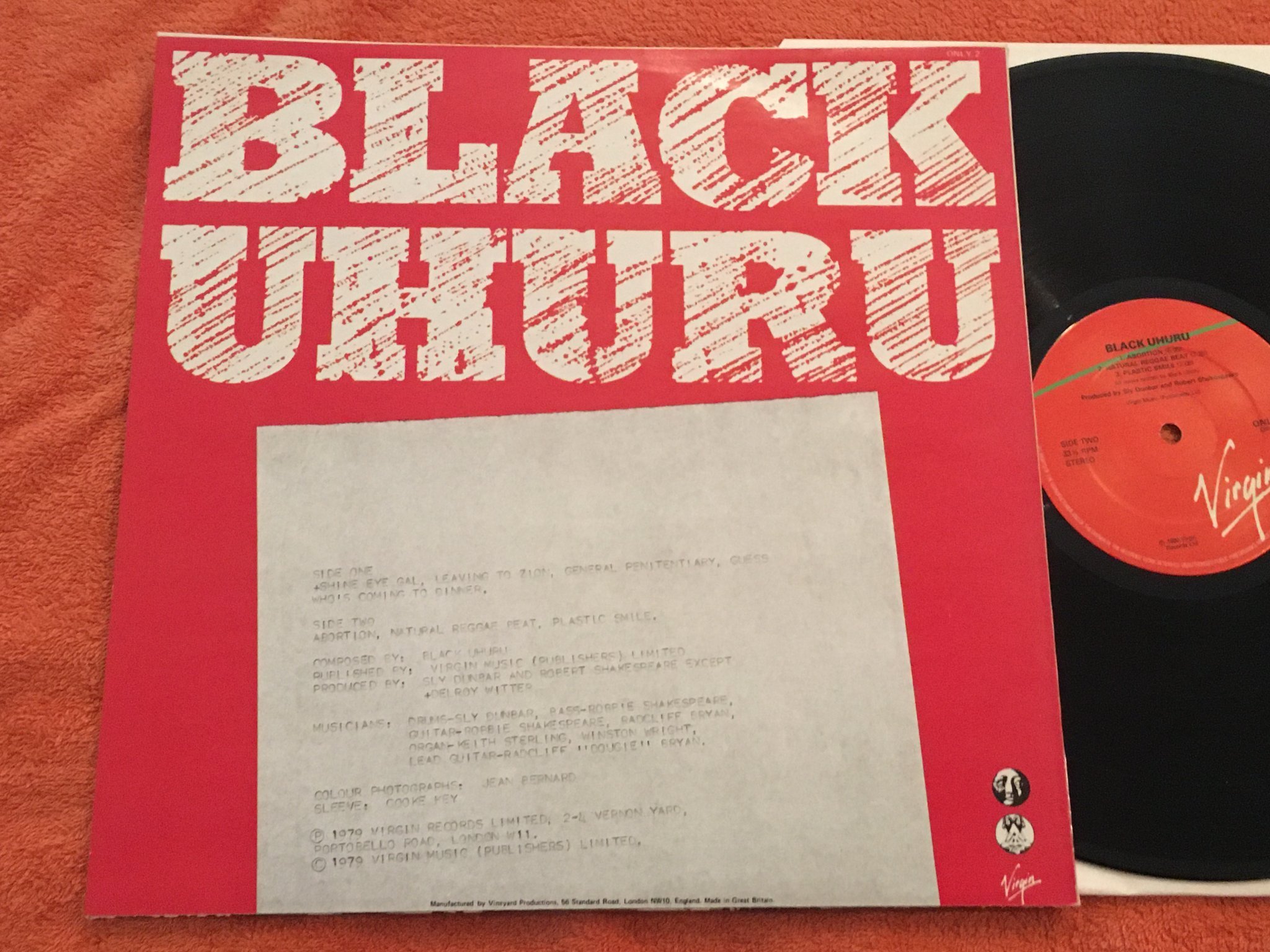 Omslagsbild för skivan BLACK UHURU s/t LP -80 UK VIRGIN ONLY 2 reggae