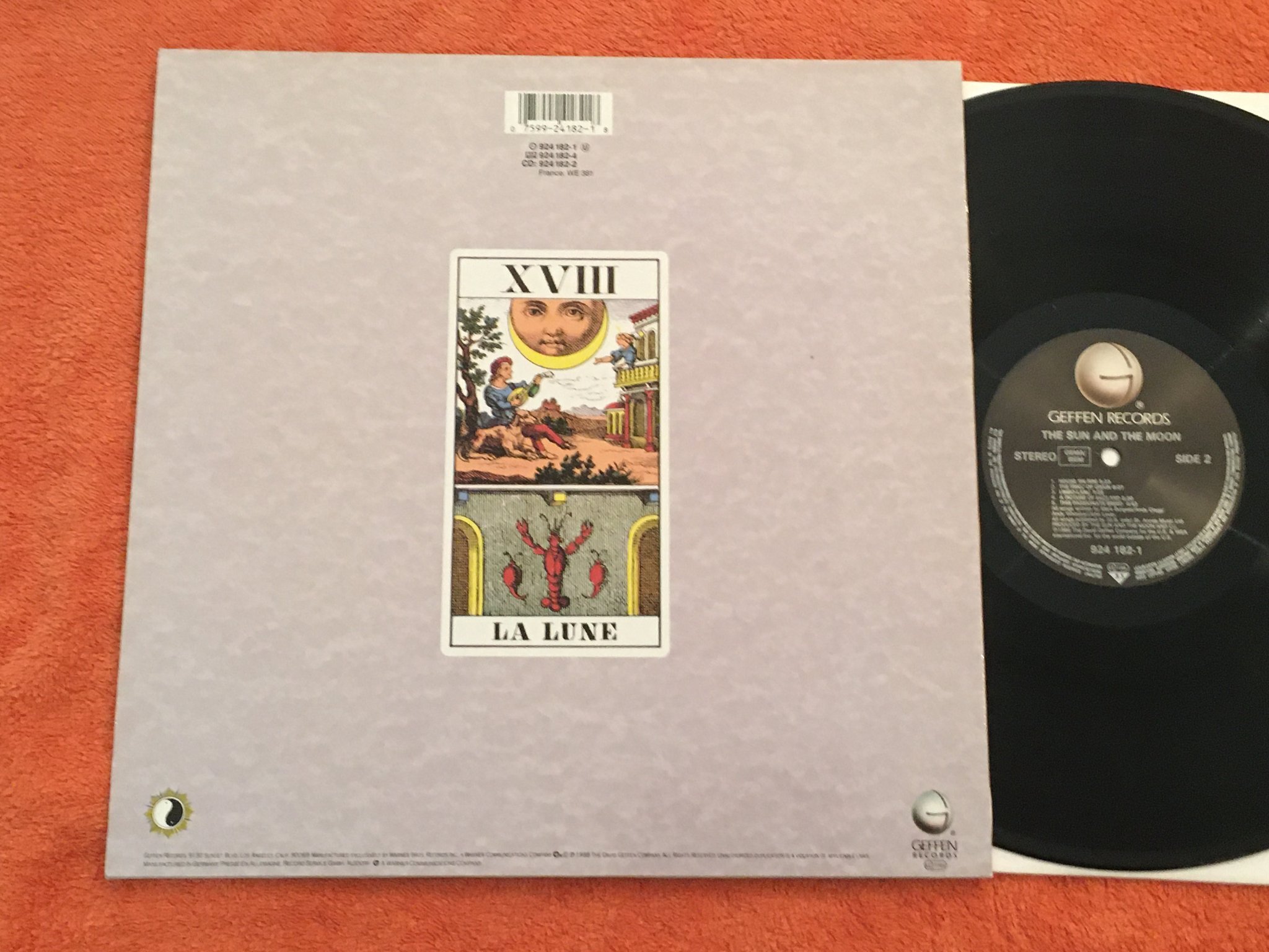 Omslagsbild för skivan THE SUN & THE MOON le Soleil, la lune LP -88 Ger GEFFEN 924182-1