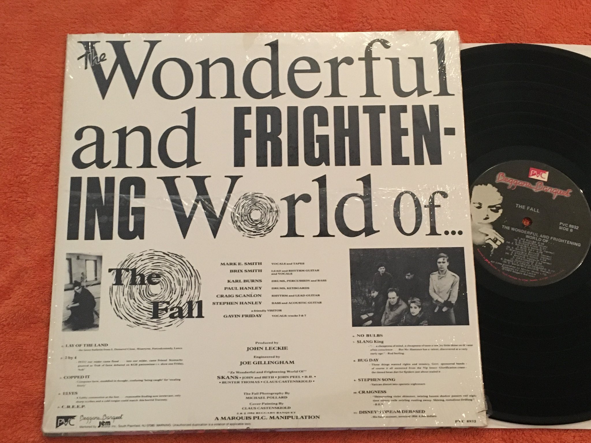 Omslagsbild för skivan THE FALL the wonderful & frightening world of... LP -84 US PVC 8932 INDIE