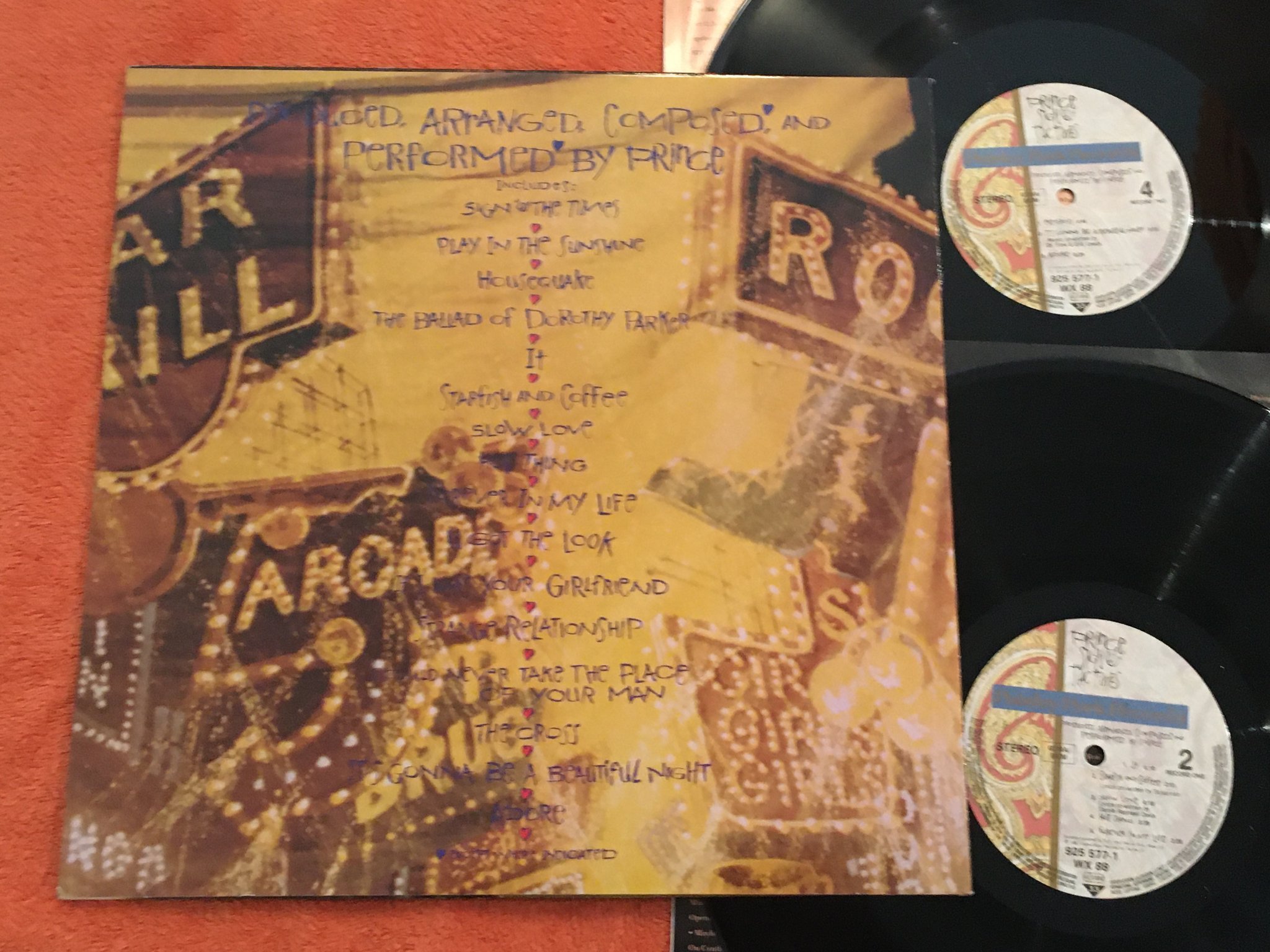 Omslagsbild för skivan PRINCE sign of the times 2xLP -87 PAISLEY PARK 925 577-1