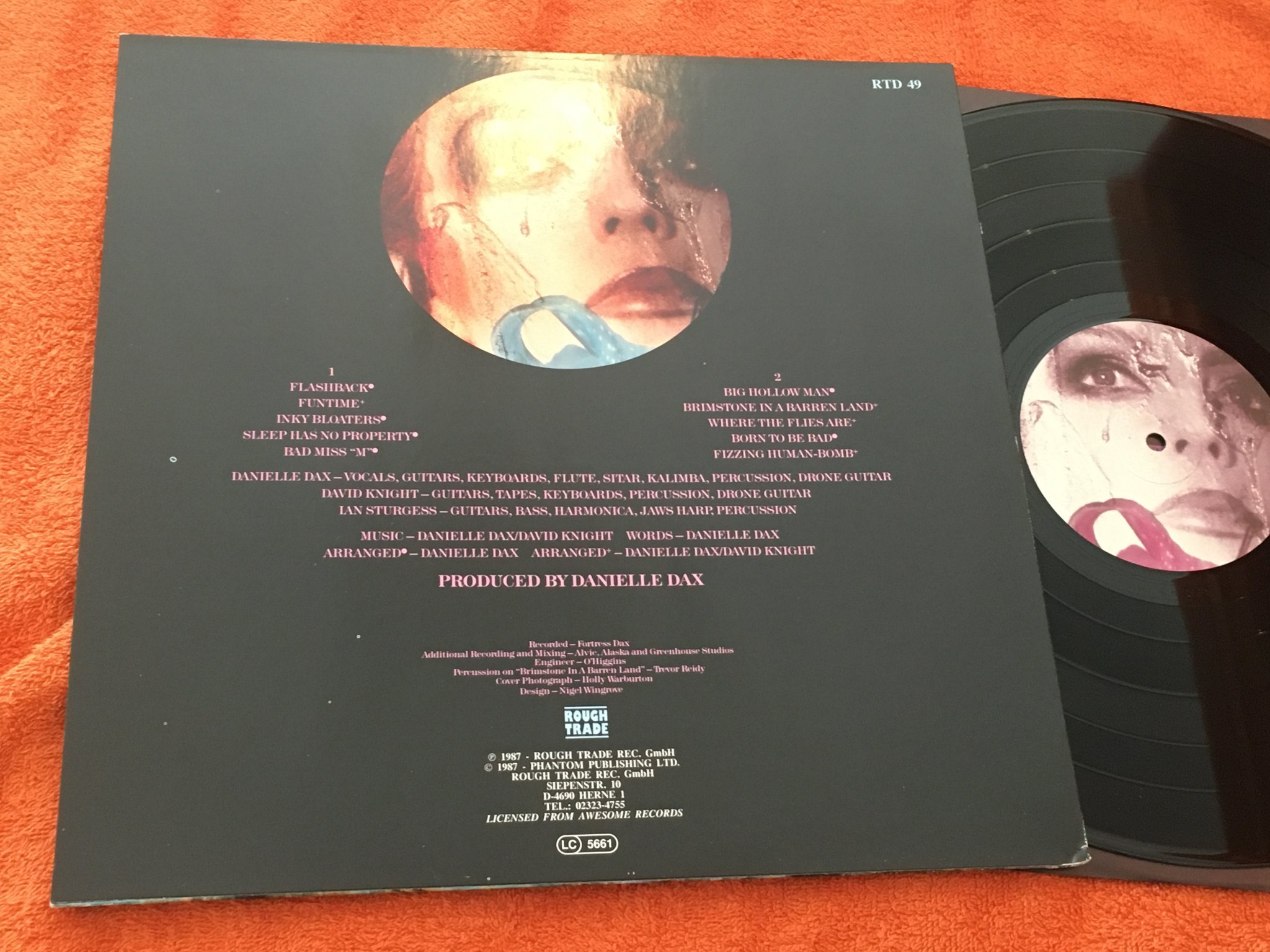 Omslagsbild för skivan DANIELLE DAX inky bloaters LP -87 ROUGH TRADE RTD 49