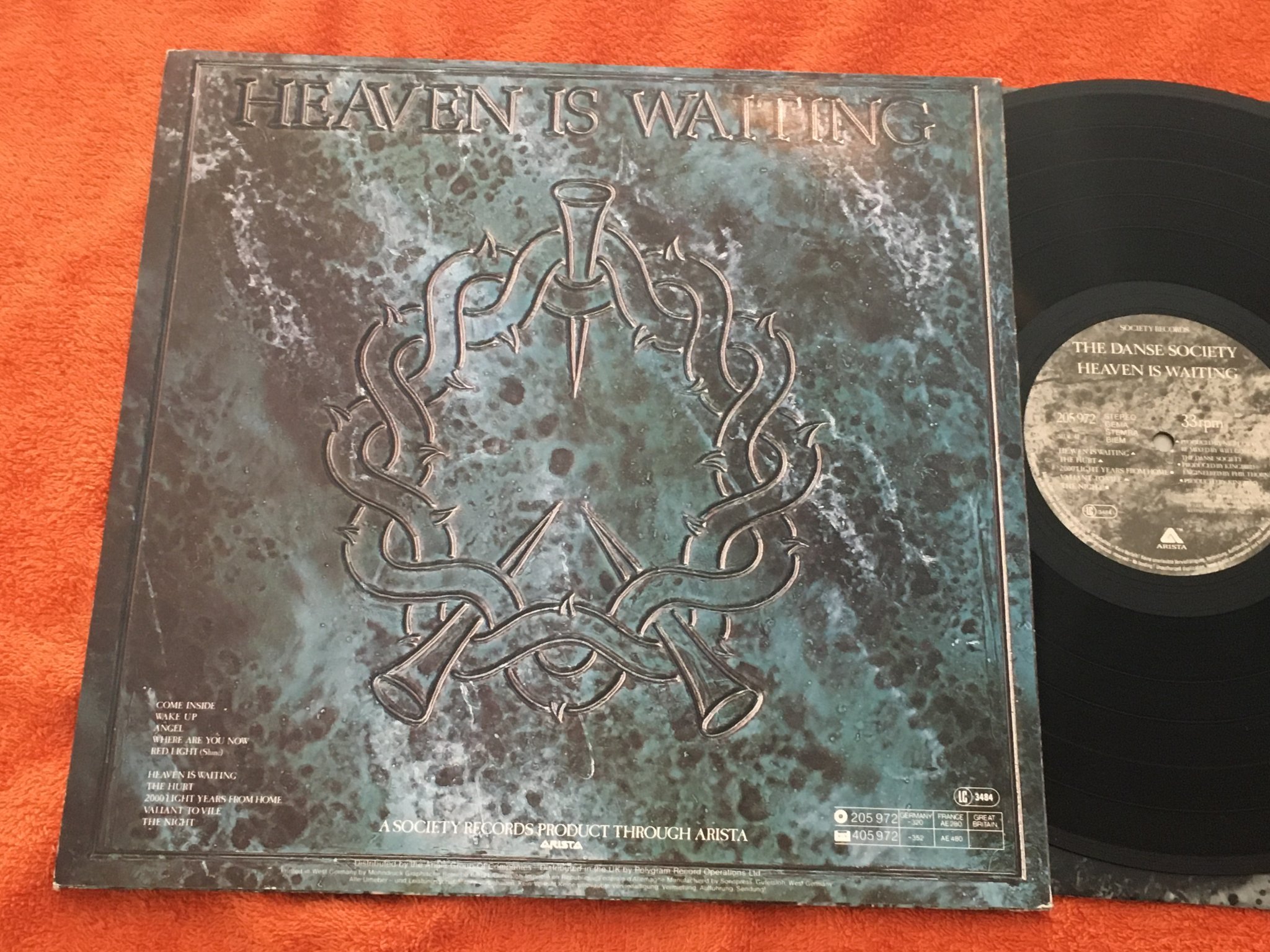 Omslagsbild för skivan THE DANSE SOCIETY heaven is waiting LP Ger ARISTA 205.972