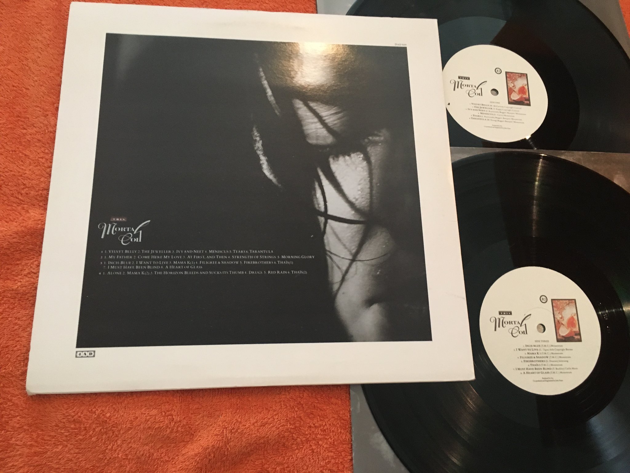 Omslagsbild för skivan THIS MORTAL COIL Filigree & Shadow 2xLP -86 UK 4AD DAD 609