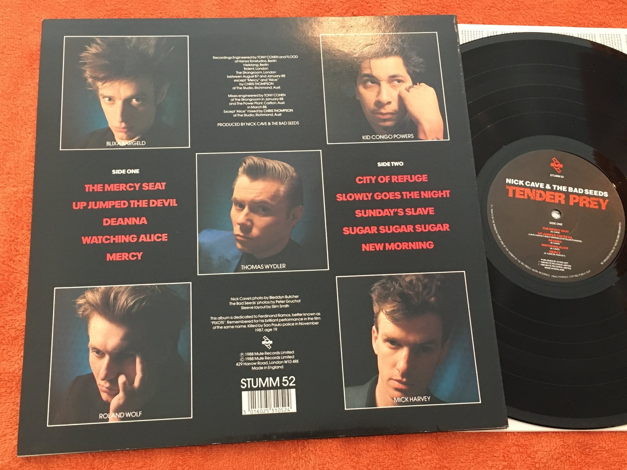 Omslagsbild för skivan NICK CAVE & THE BAD SEEDS tender prey LP -88 UK MUTE STUMM 52