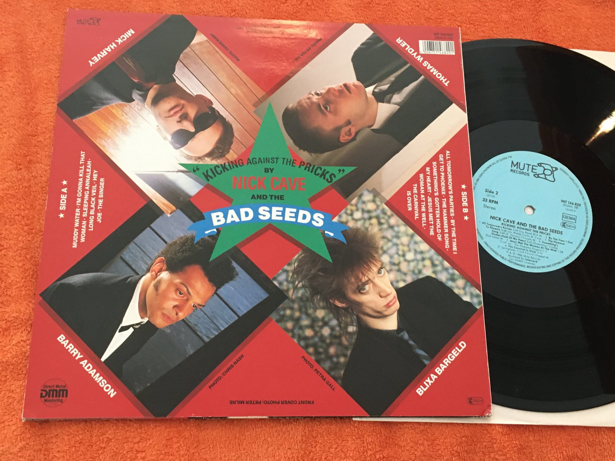 Omslagsbild för skivan NICK CAVE & THE BAD SEEDS kicking against the pricks LP -86 MUTE INT 146.820