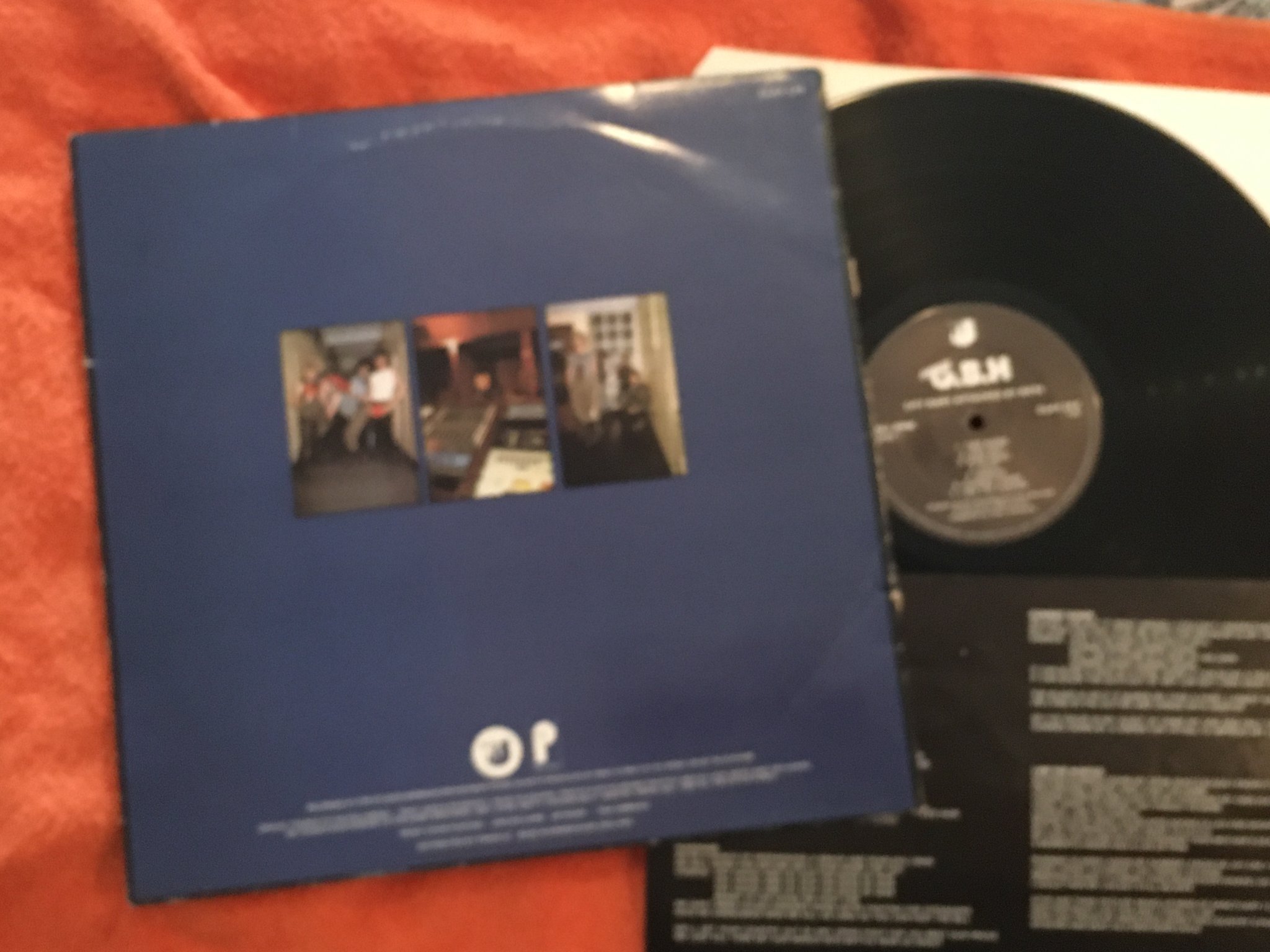 Omslagsbild för skivan CHARGED G.B.H. city baby attacked by rats LP -82 UK CLAY LP4