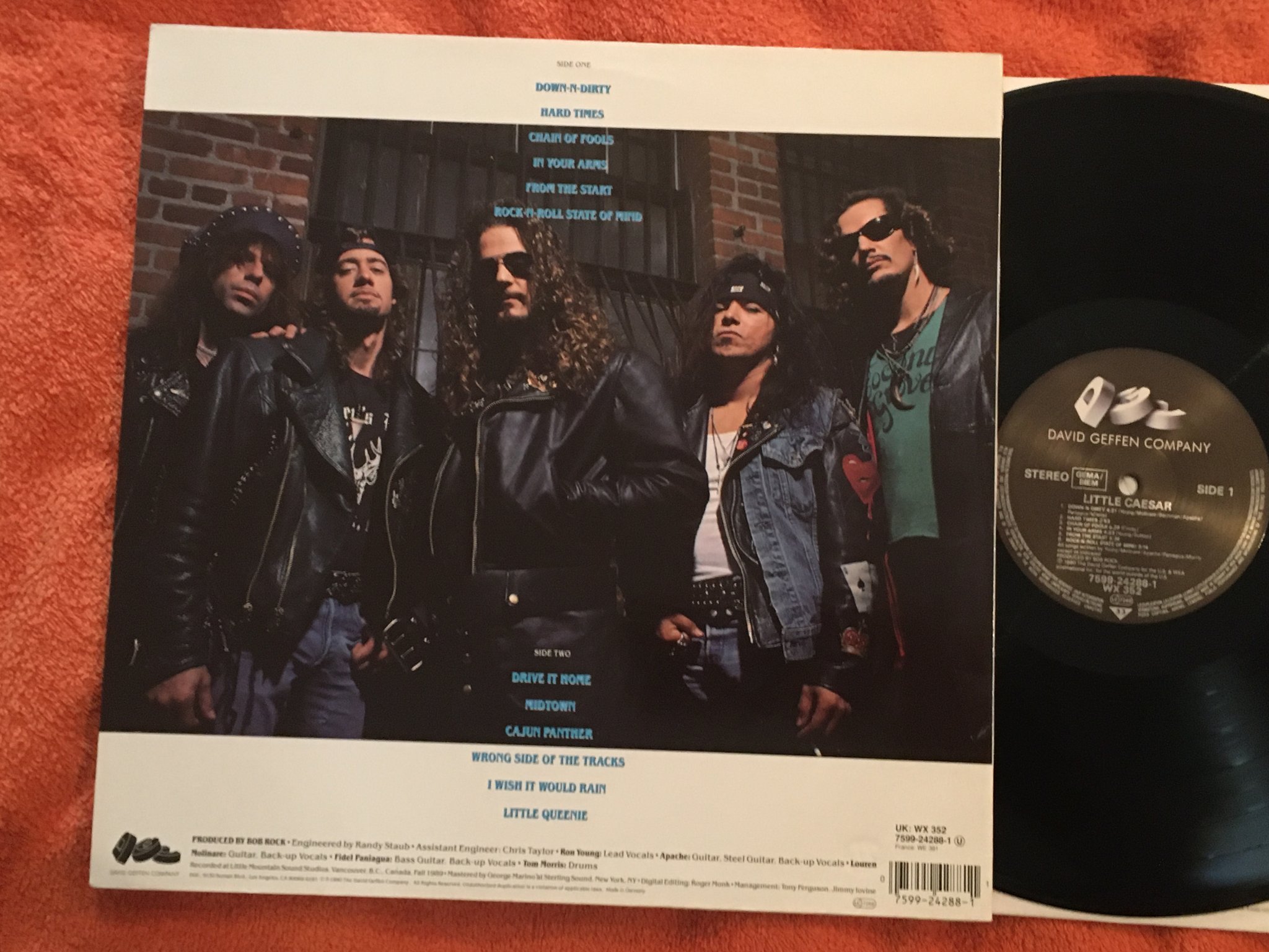 Omslagsbild för skivan LITTLE CAESAR s/t LP -90 Ger DAVID GEFFEN COMPANY 7599-24288-1