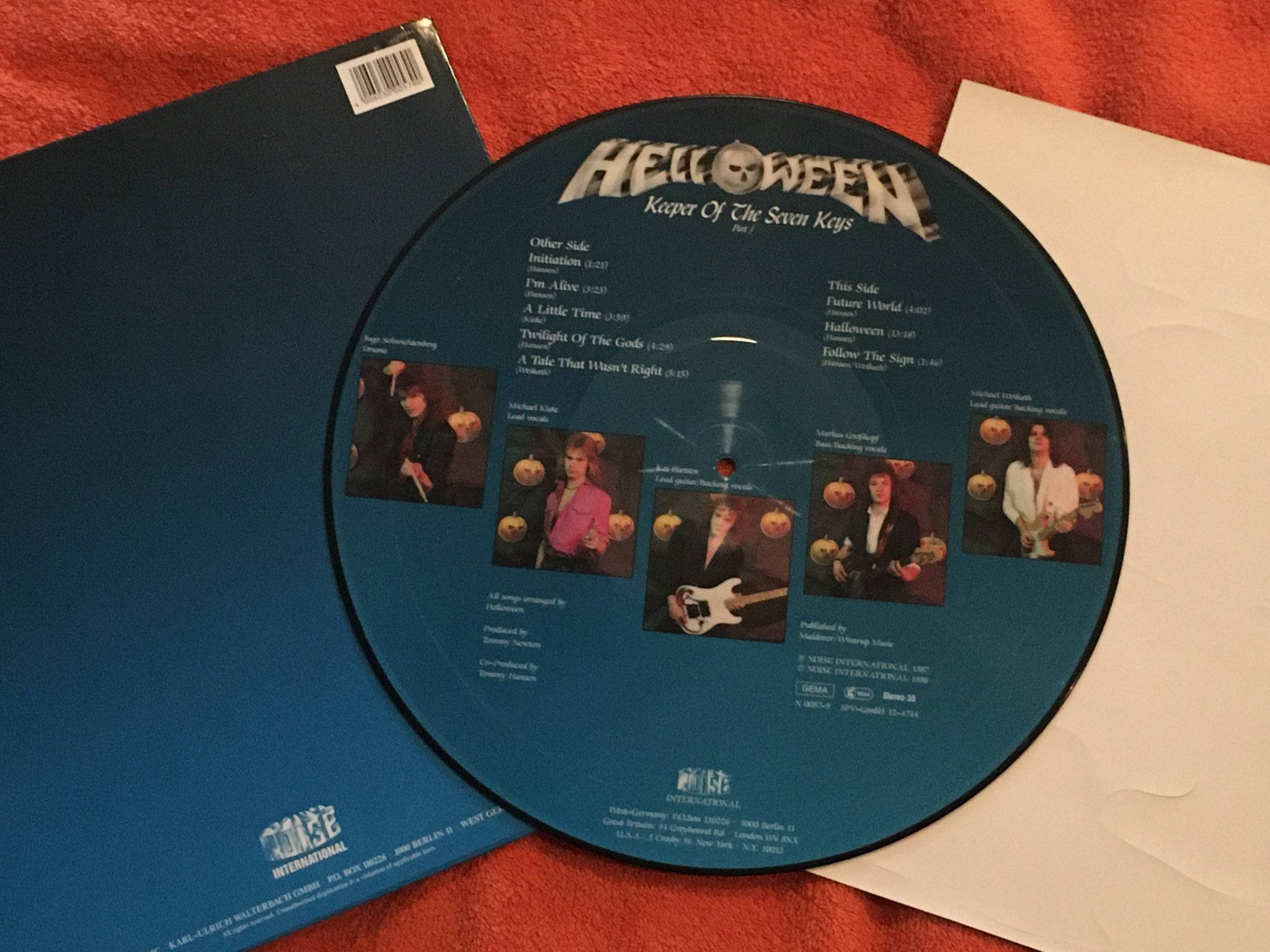 Omslagsbild för skivan HELLOWEEN keeper of the seven keys PICTURE DISC w/ the sticker kit