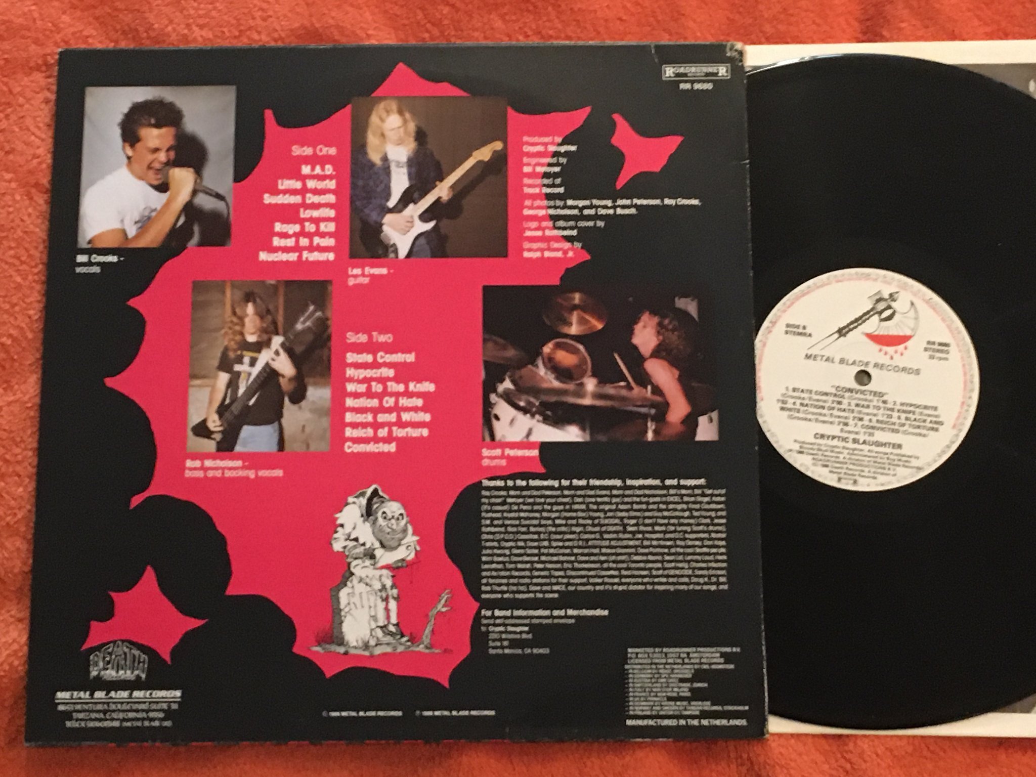 Omslagsbild för skivan CRYPTIC SLAUGHTER convicted LP -86 Hol. METAL BLADE RR 9680