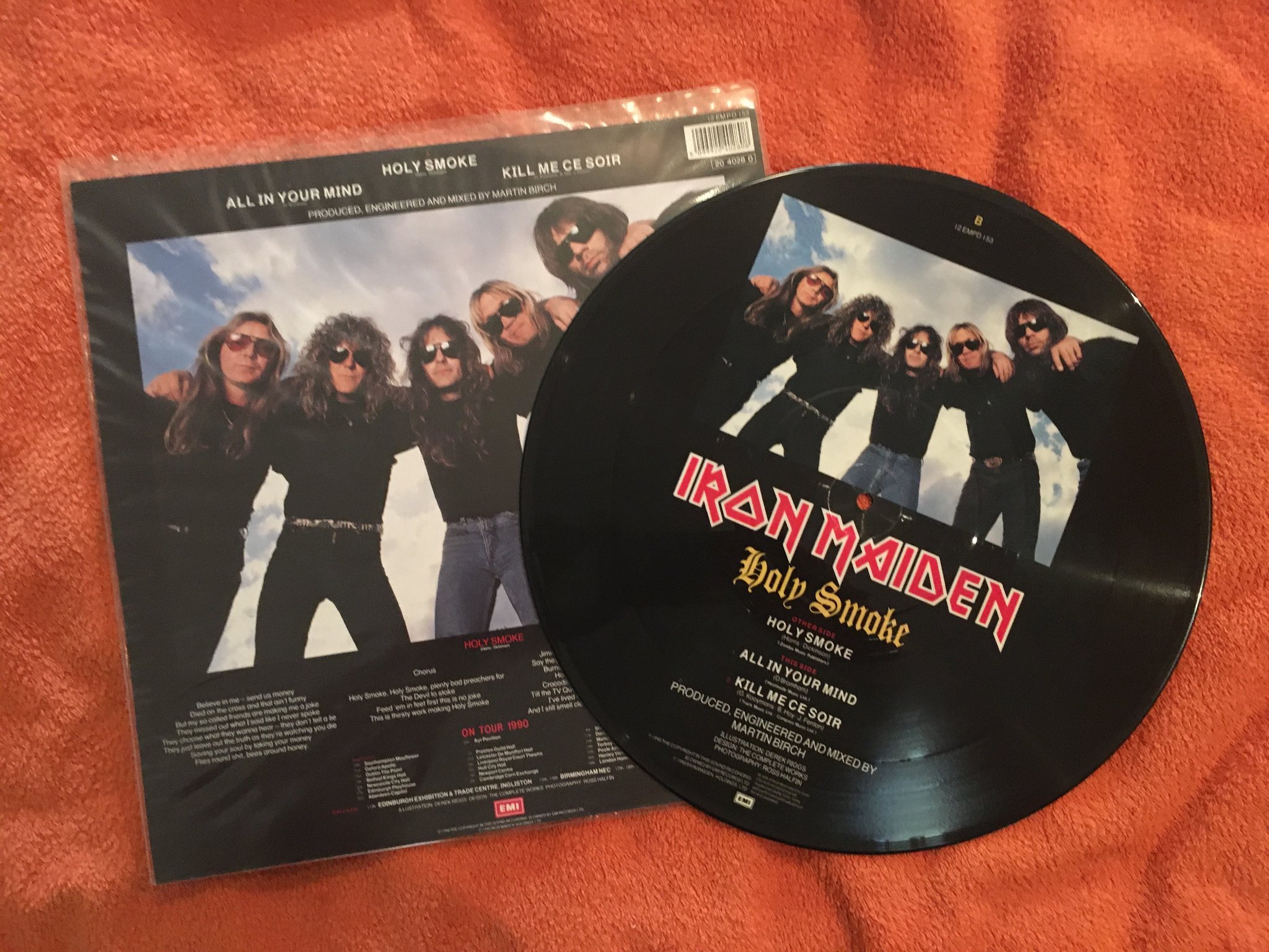 Omslagsbild för skivan IRON MAIDEN holy smoke 12" PICTURE DISC 12EMPD 153