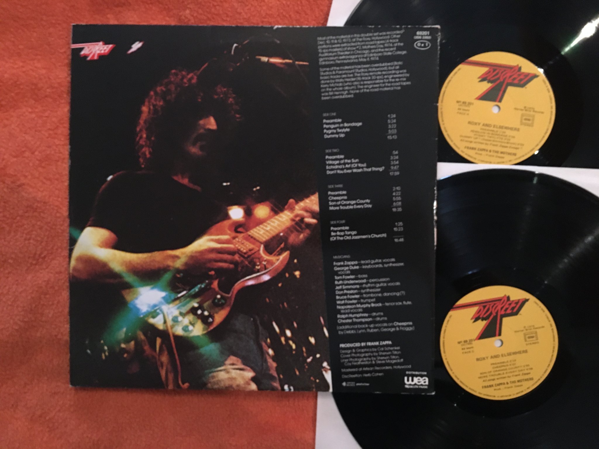 Omslagsbild för skivan FRANK ZAPPA & THE MOTHERS roxy and elsewhere LP -74 Fra DISCREET NO 69201