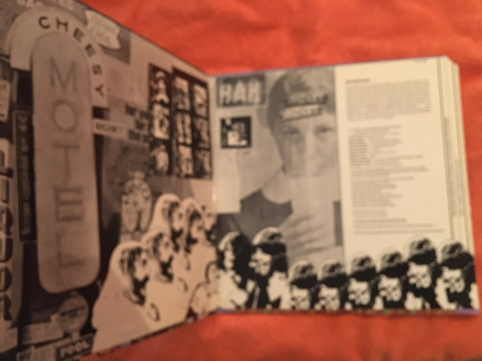 Omslagsbild för skivan FRANK ZAPPA & THE MOTHERS 200 motels 2xLP US UNITED ARTISTS UAS 9956