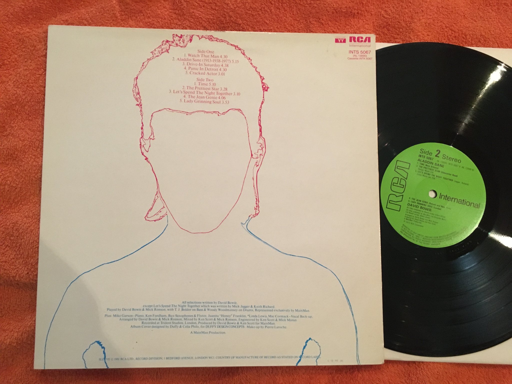 Omslagsbild för skivan DAVID BOWIE aladdin sane LP UK RCA INTERNATIONAL INTS 5067