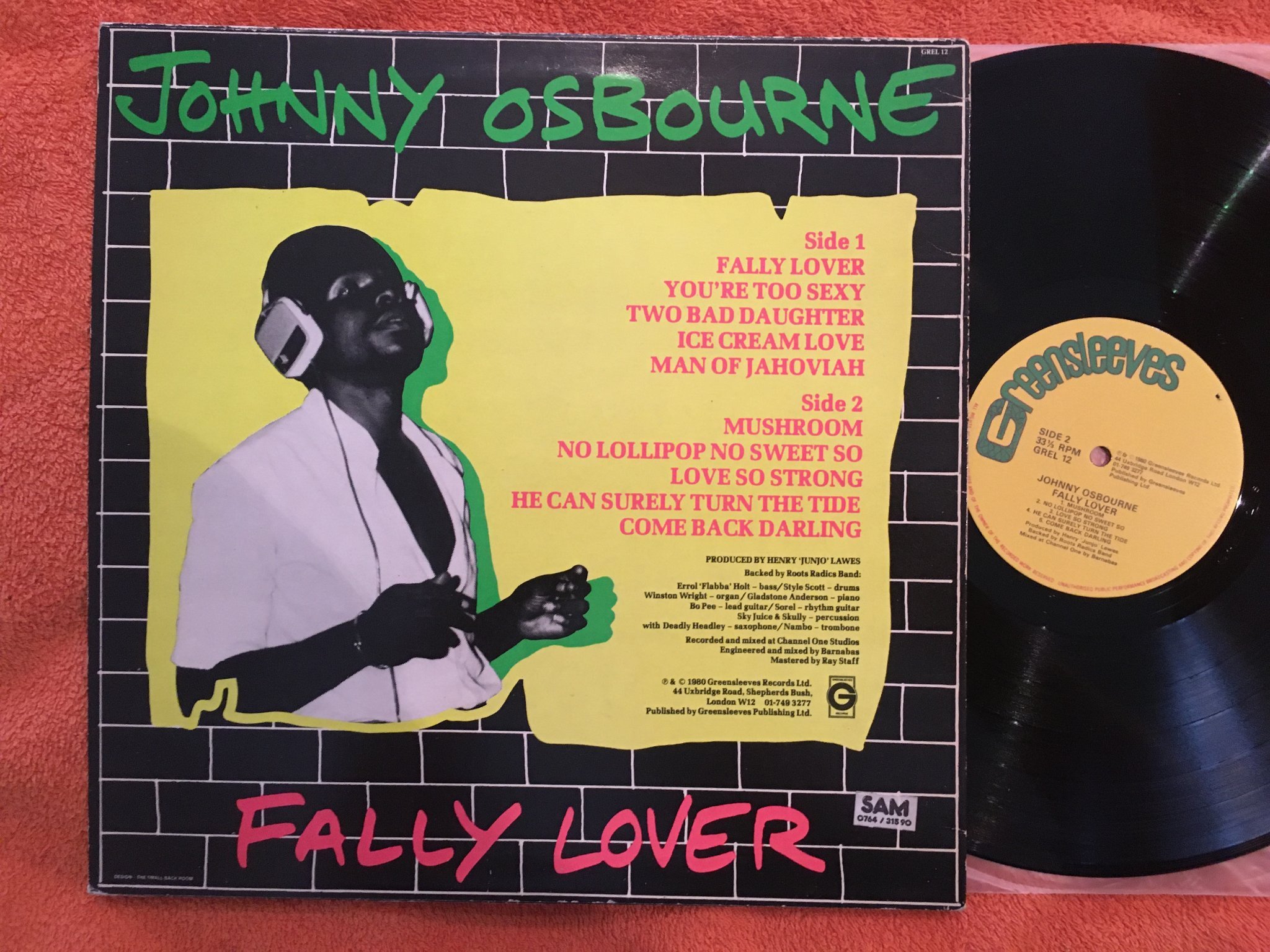 Omslagsbild för skivan JOHNNY OSBOURNE fally lover LP -80 UK GREENSLEEVES GREL 12