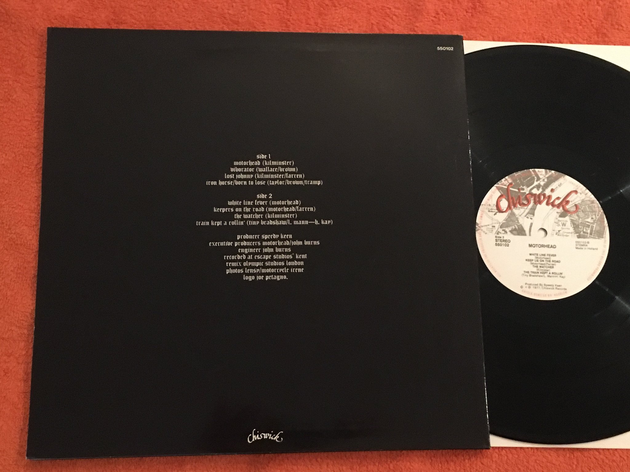 Omslagsbild för skivan MOTORHEAD s/t LP -77 Hol CHISWICK 550102