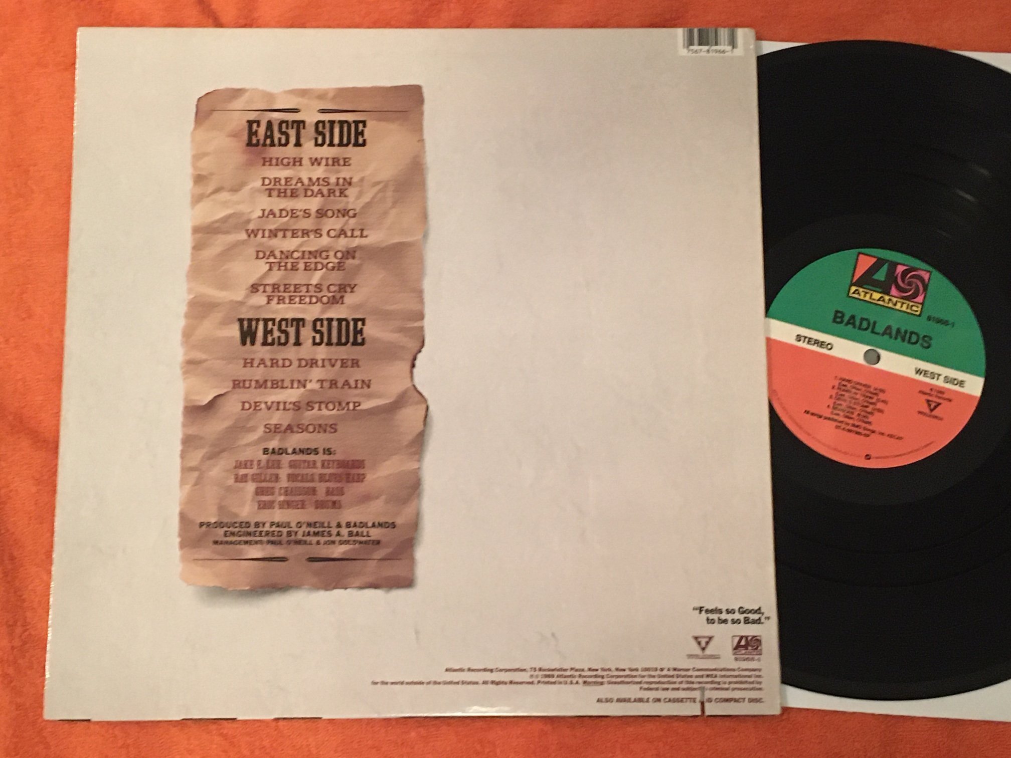 Omslagsbild för skivan BADLANDS s/t LP -89 ATLANTIC 81966-1