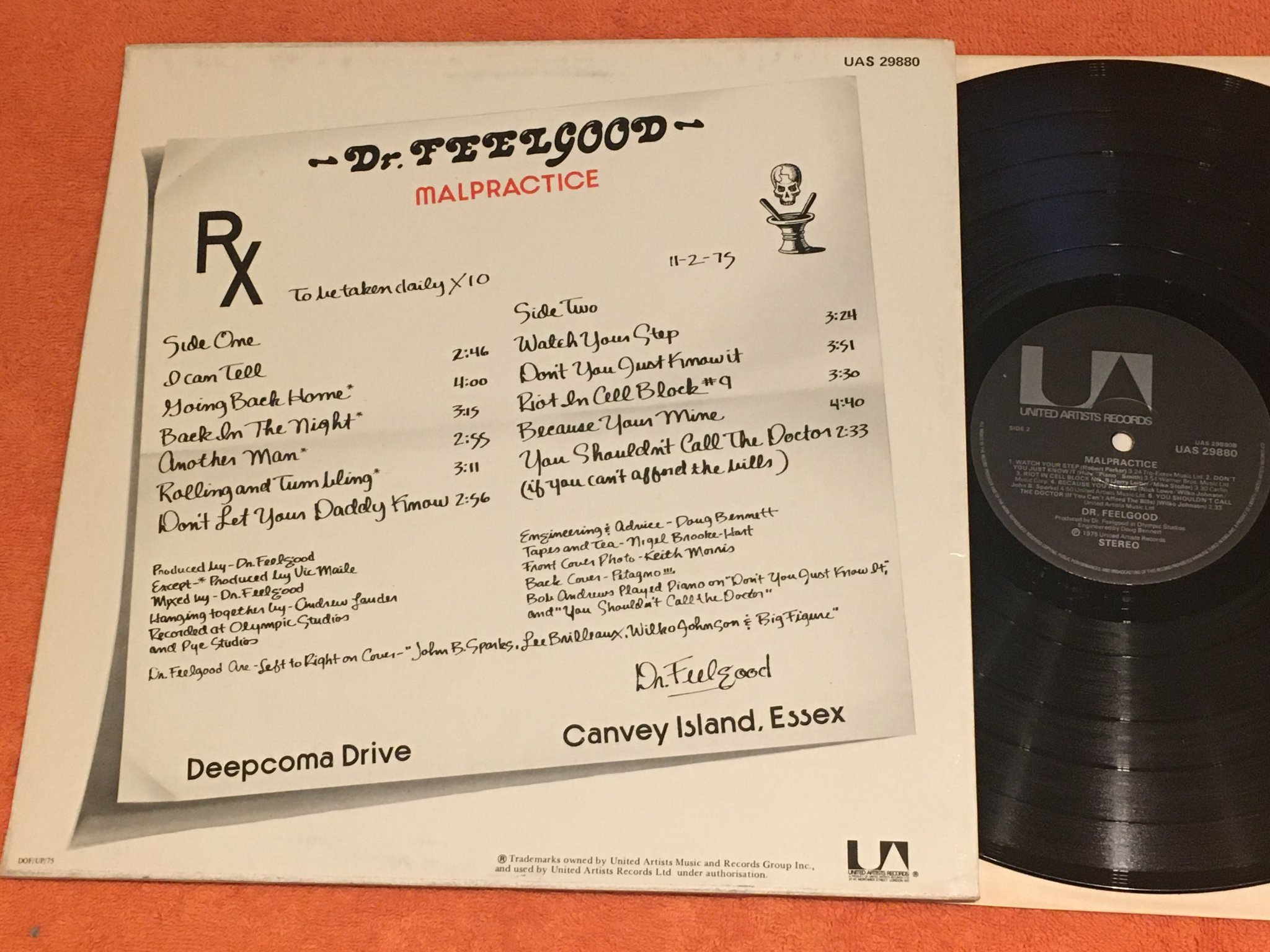 Omslagsbild för skivan DR FEELGOOD malpractice LP -75 UK UNITED ARTISTS UAS 29880