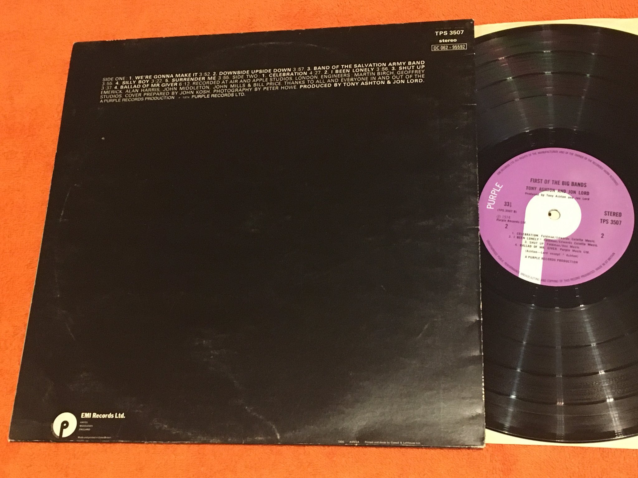 Omslagsbild för skivan TONY ASHTON & JON LORD first of the big bands LP -74 UK PURPLE TPS 3507