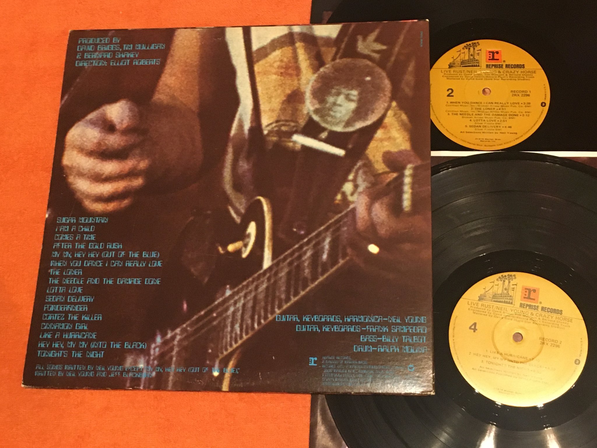 Omslagsbild för skivan NEIL YOUNG & CRAZY HORSE live 2xLP -79 US REPRISE 2RX 2296