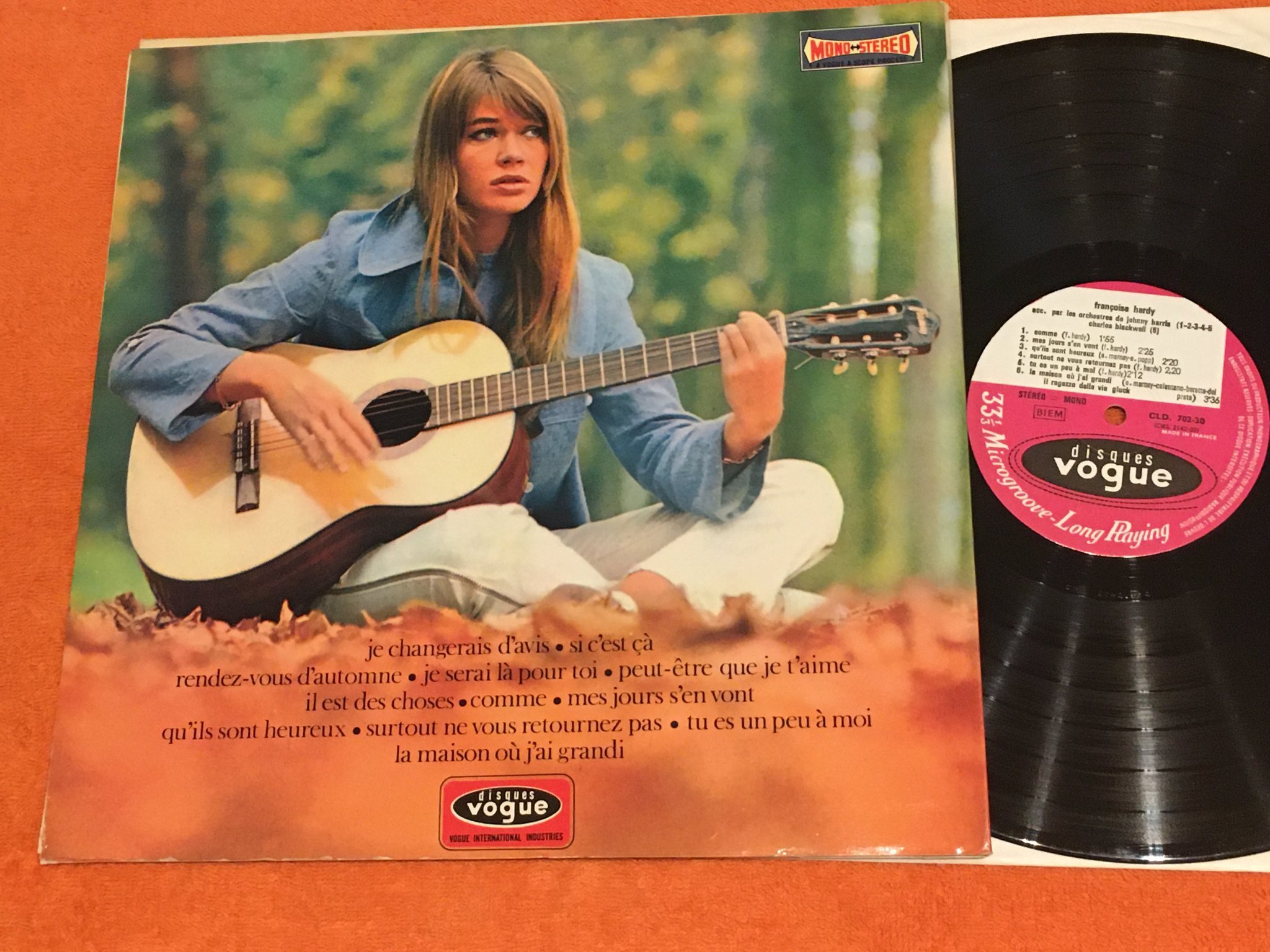 Omslagsbild för skivan FRANCOISE HARDY Francoise LP -66 Fra DISQUES VOGUE CLD 702 30